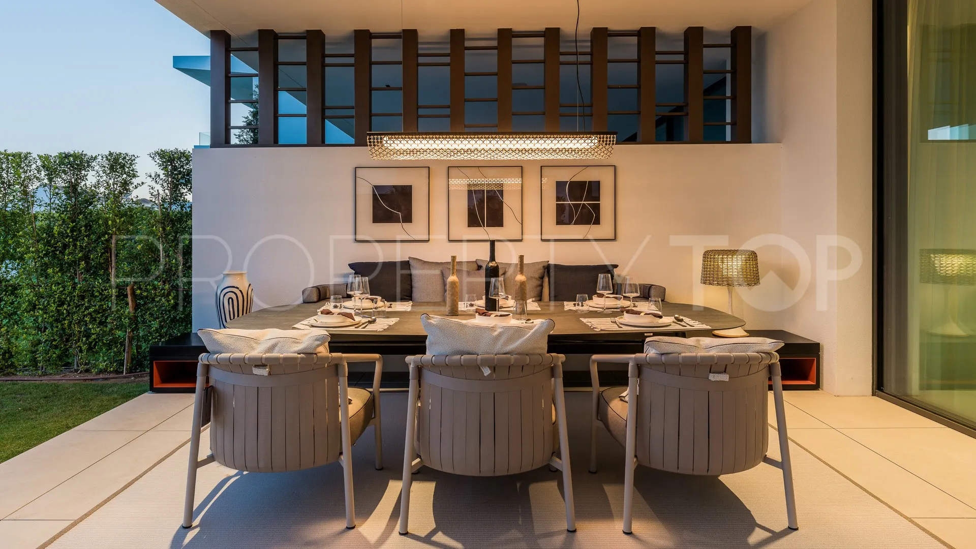Villa de 4 dormitorios en venta en Marbella Golden Mile