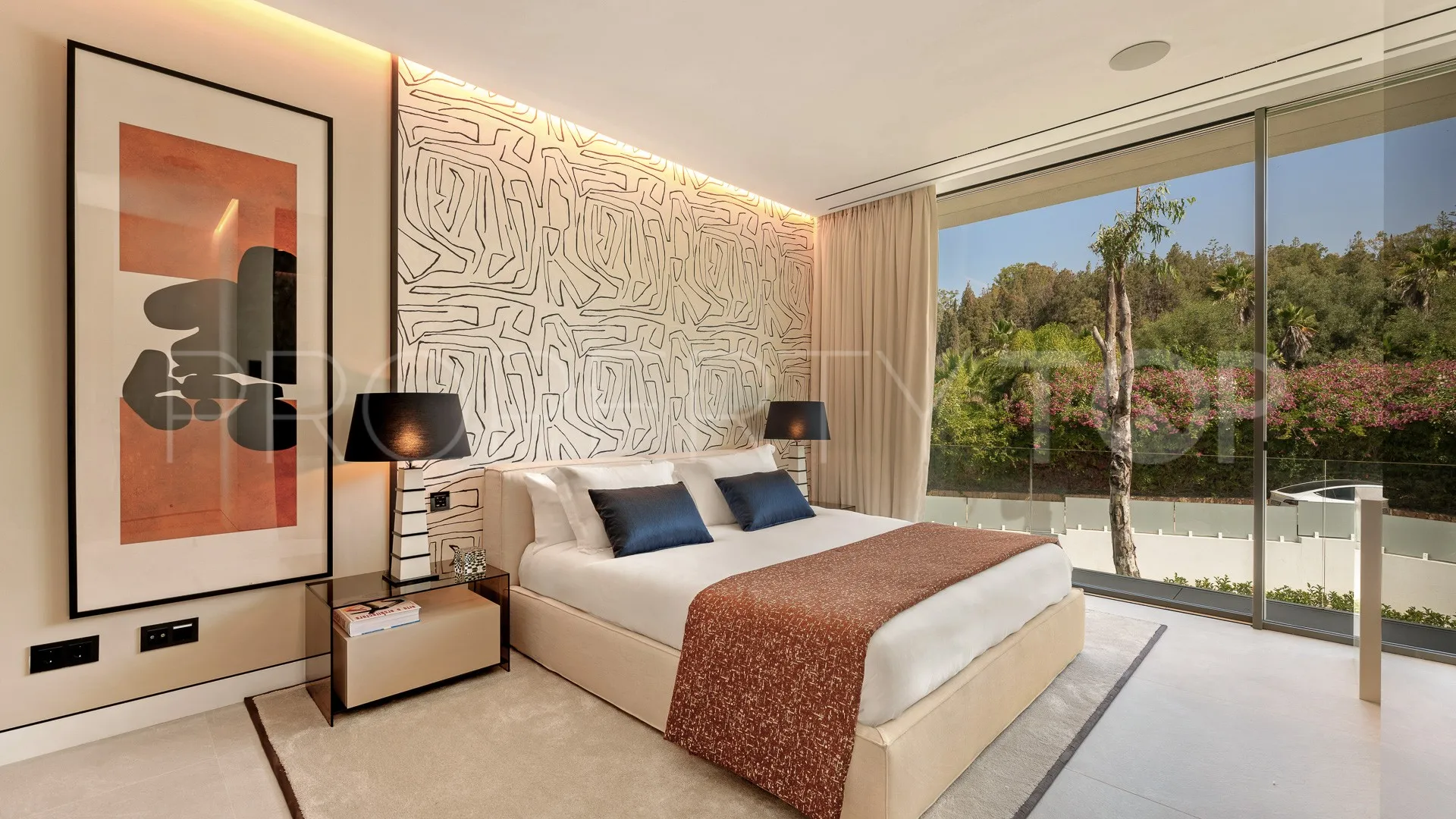 Villa de 4 dormitorios en venta en Marbella Golden Mile