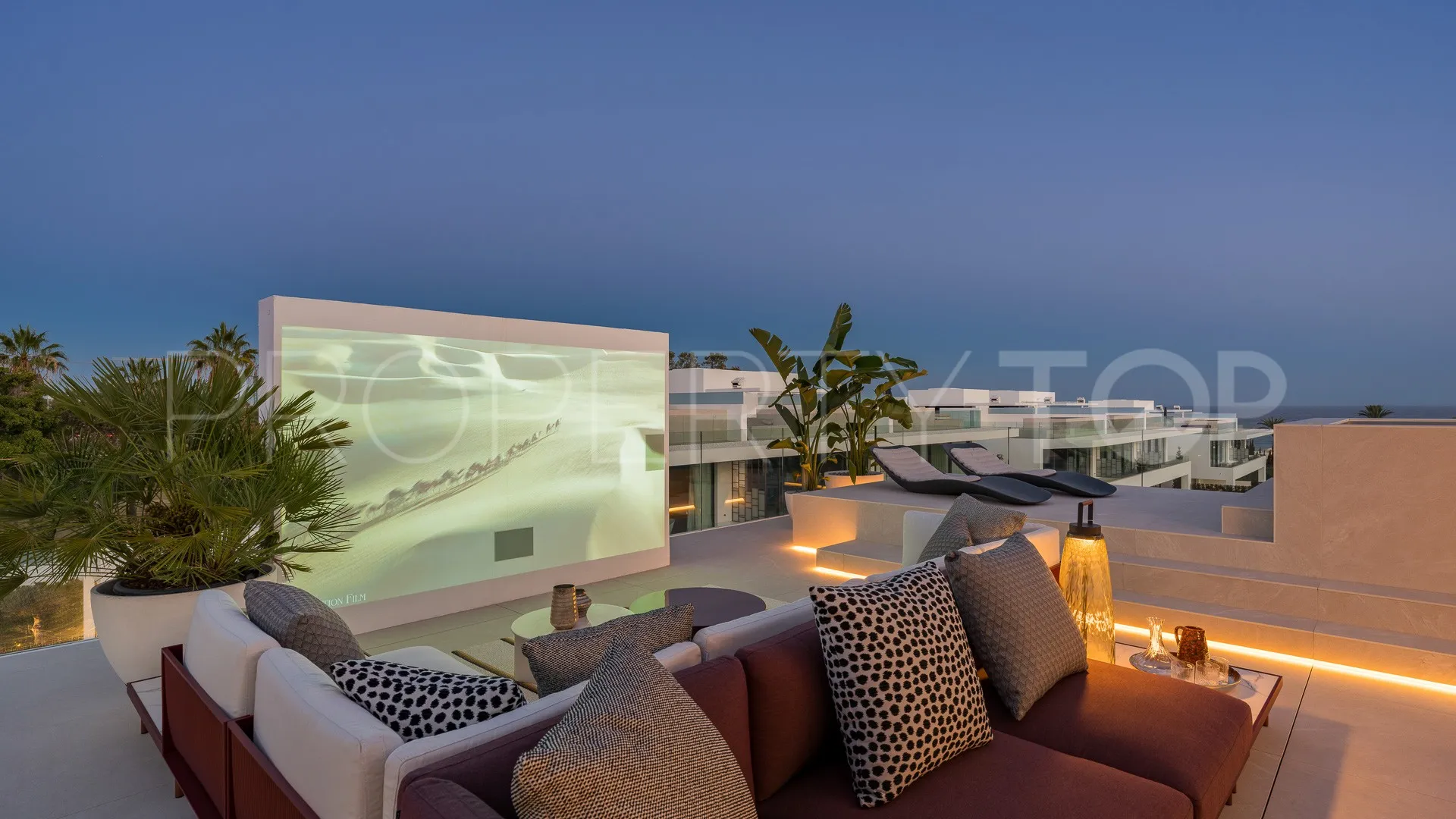 Villa de 4 dormitorios en venta en Marbella Golden Mile