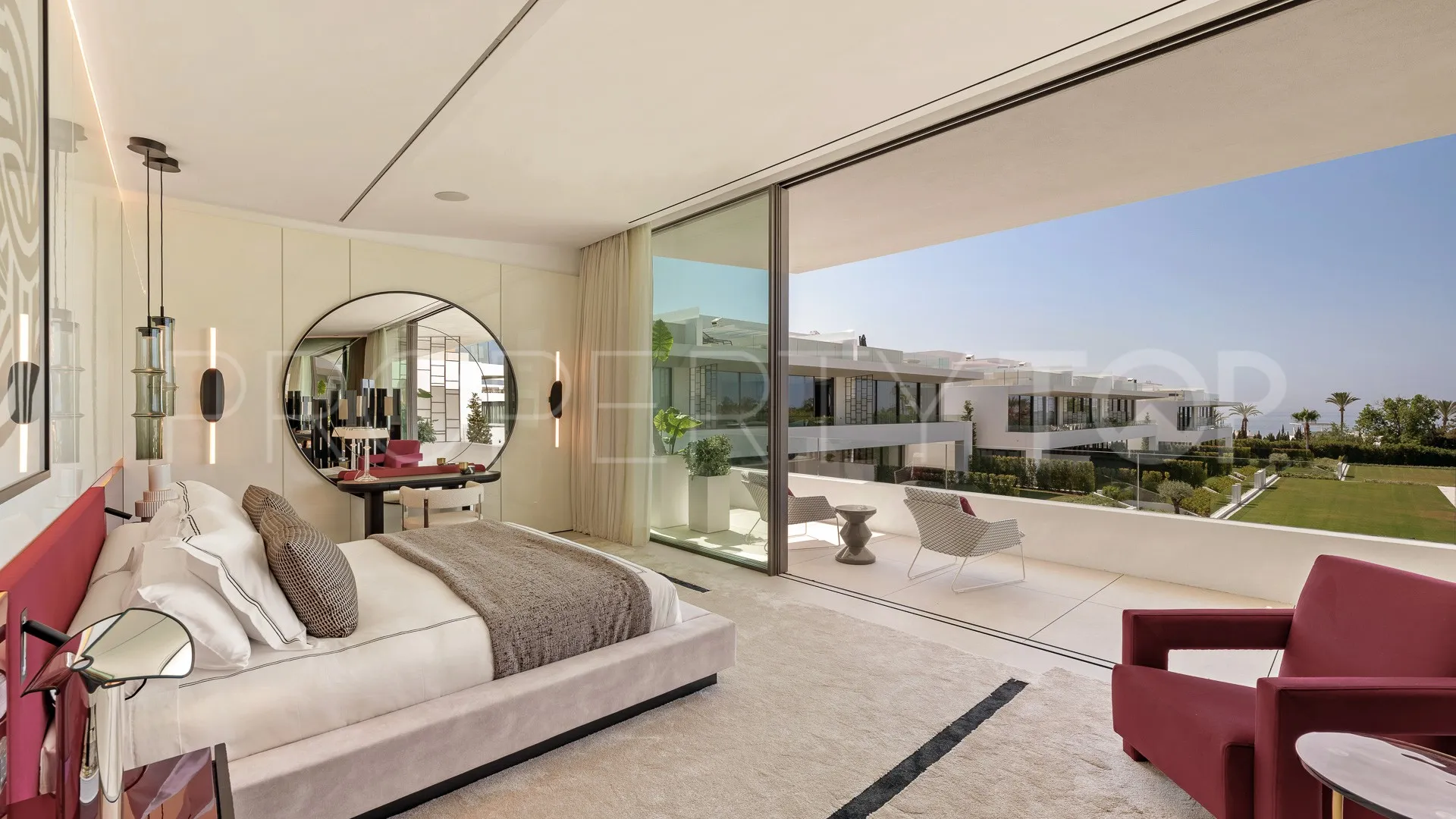 Villa de 4 dormitorios en venta en Marbella Golden Mile