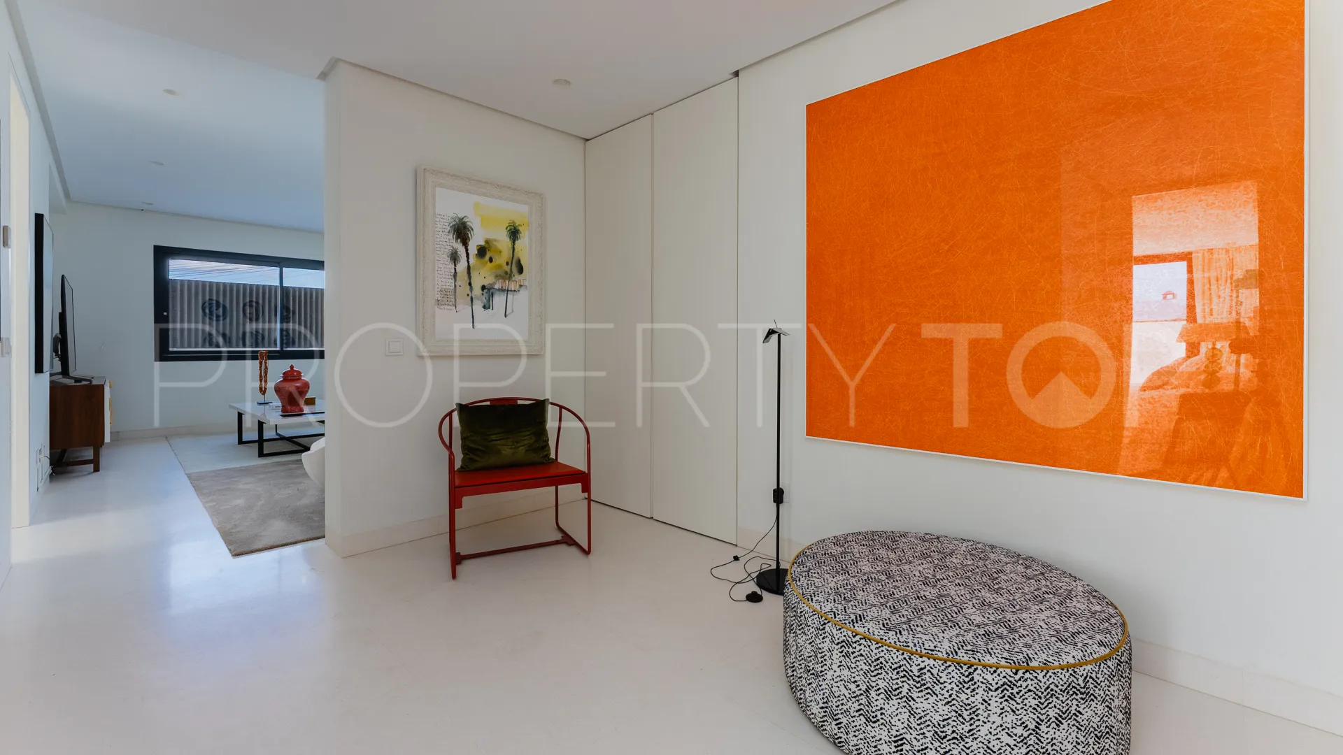 Villa en venta con 4 dormitorios en Nueva Andalucia