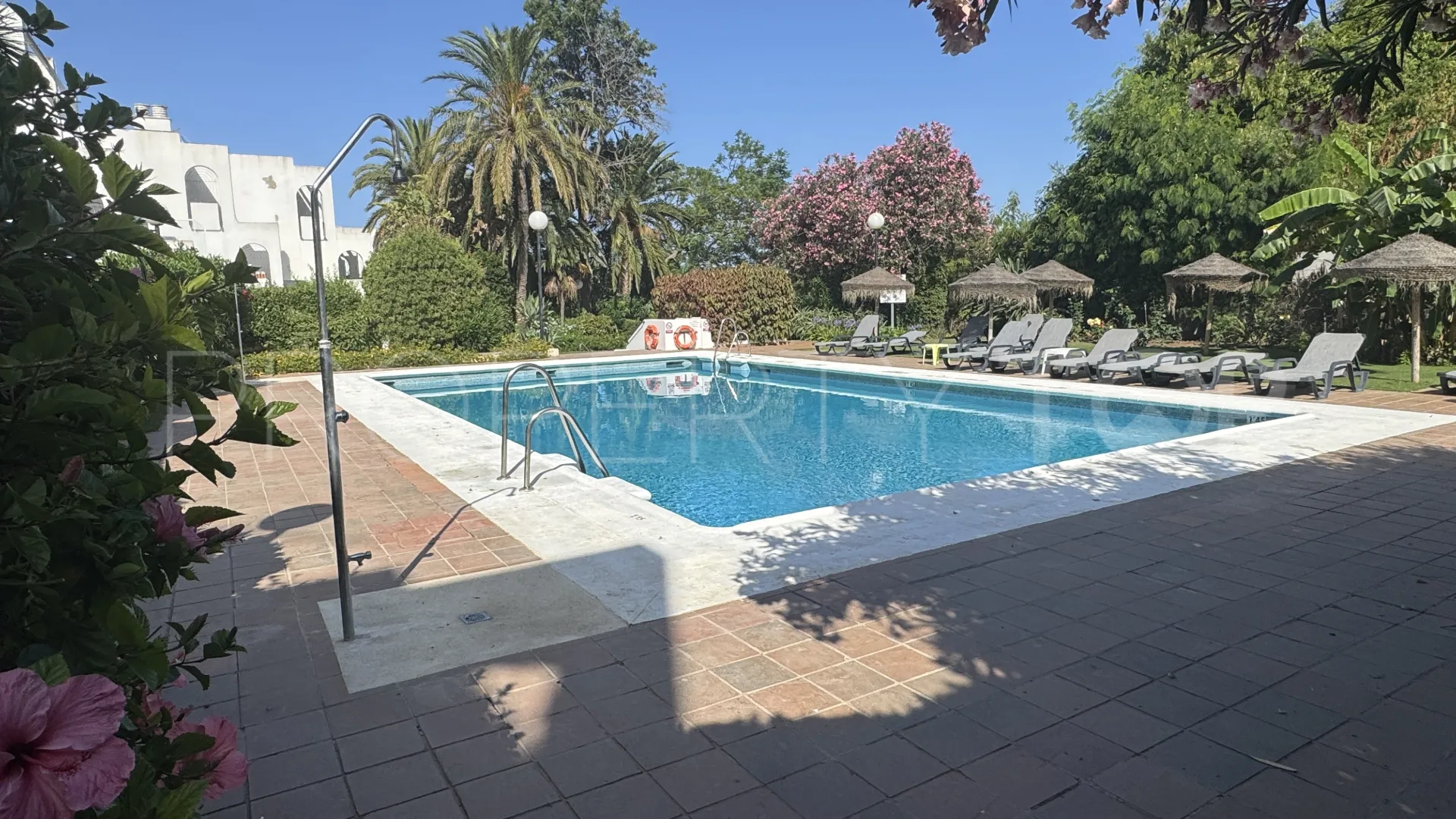 Apartamento planta baja a la venta en Sotogrande Costa con 2 dormitorios