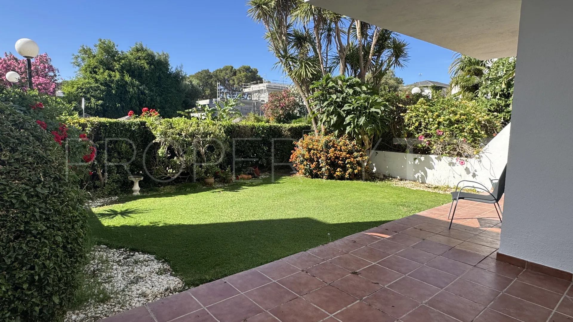 Apartamento planta baja a la venta en Jardines de Sotogrande con 2 dormitorios