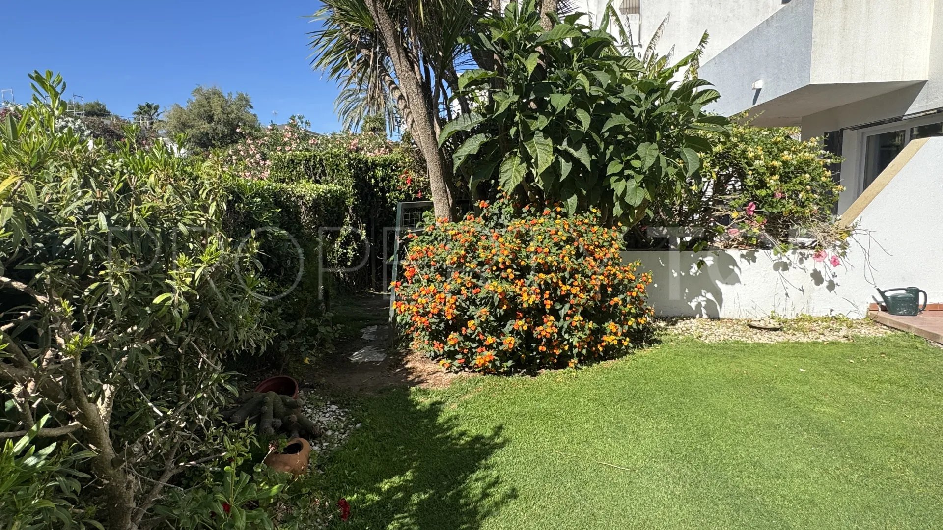 Apartamento planta baja a la venta en Sotogrande Costa con 2 dormitorios