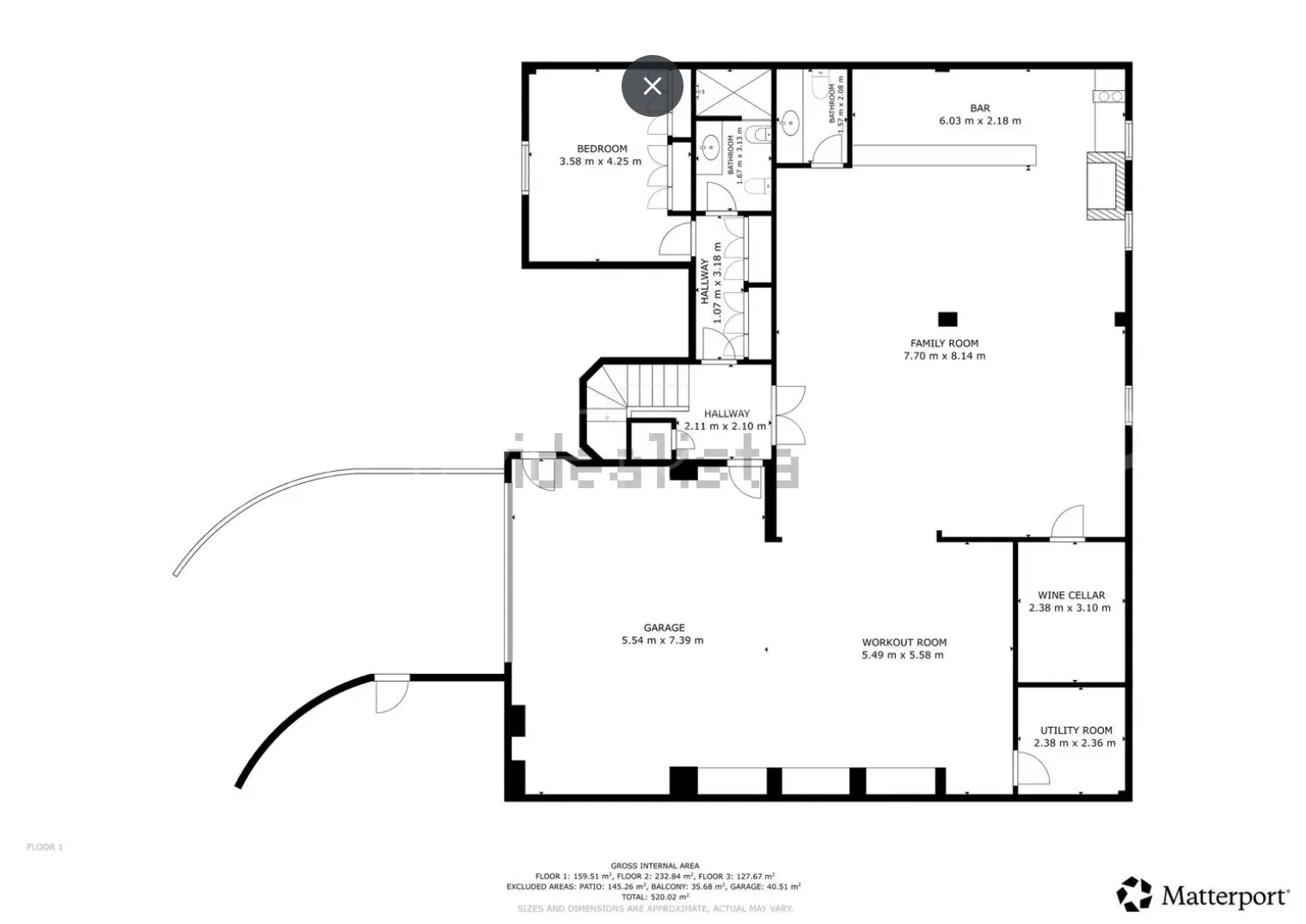 Buy villa in Sotogrande Alto with 5 bedrooms
