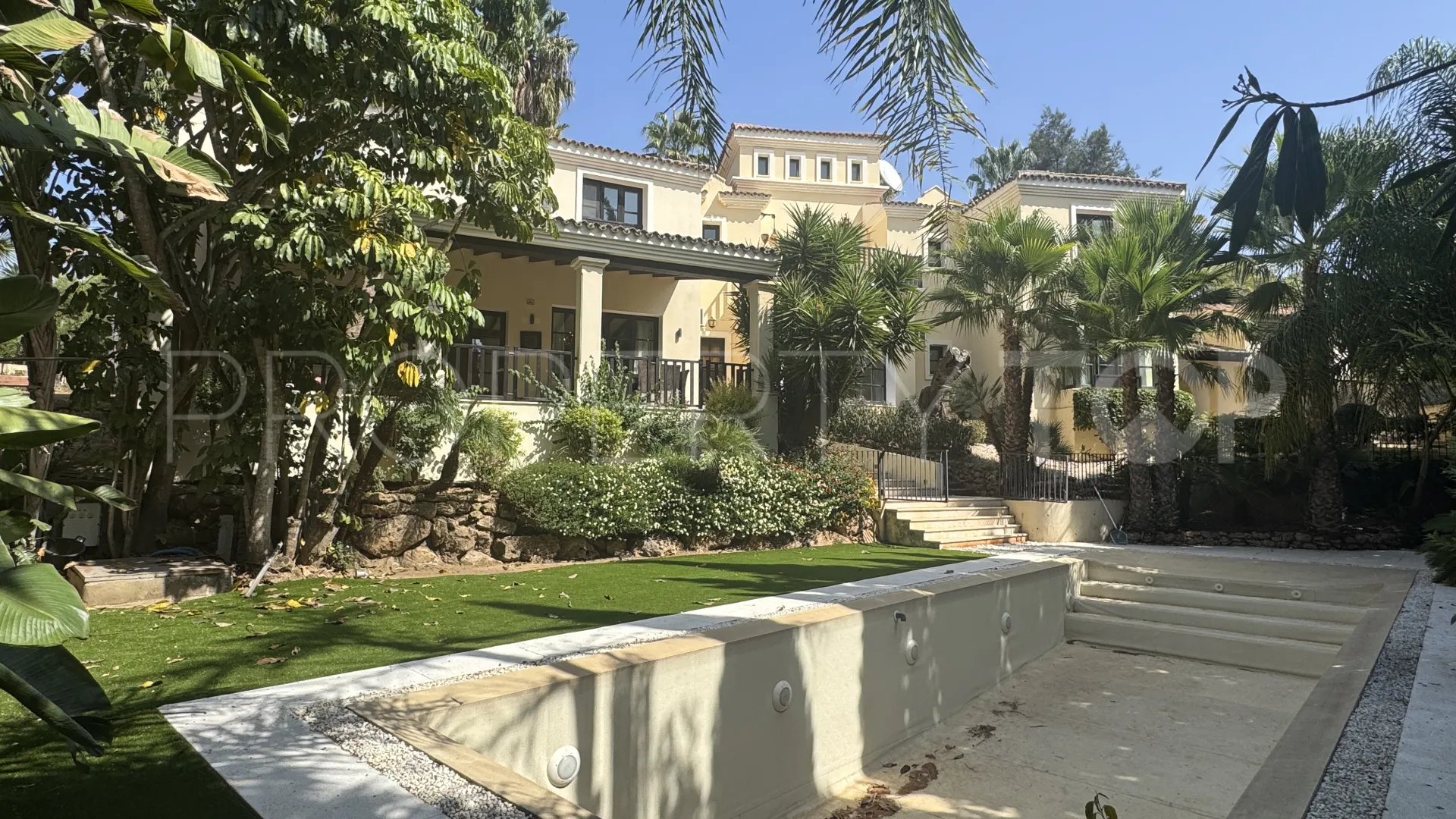 Sotogrande Alto, villa en venta con 6 dormitorios