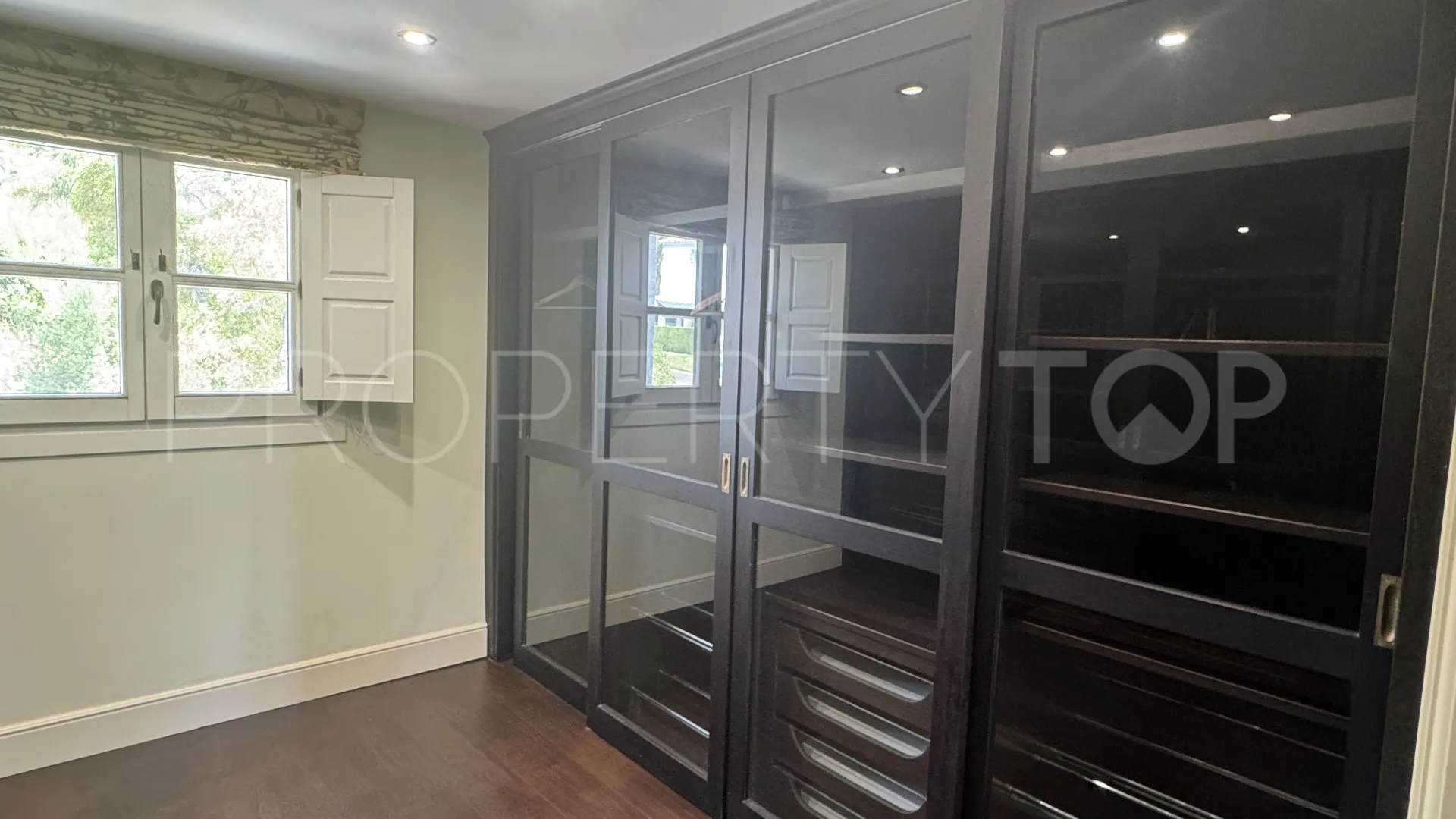 Sotogrande Alto, villa en venta con 6 dormitorios