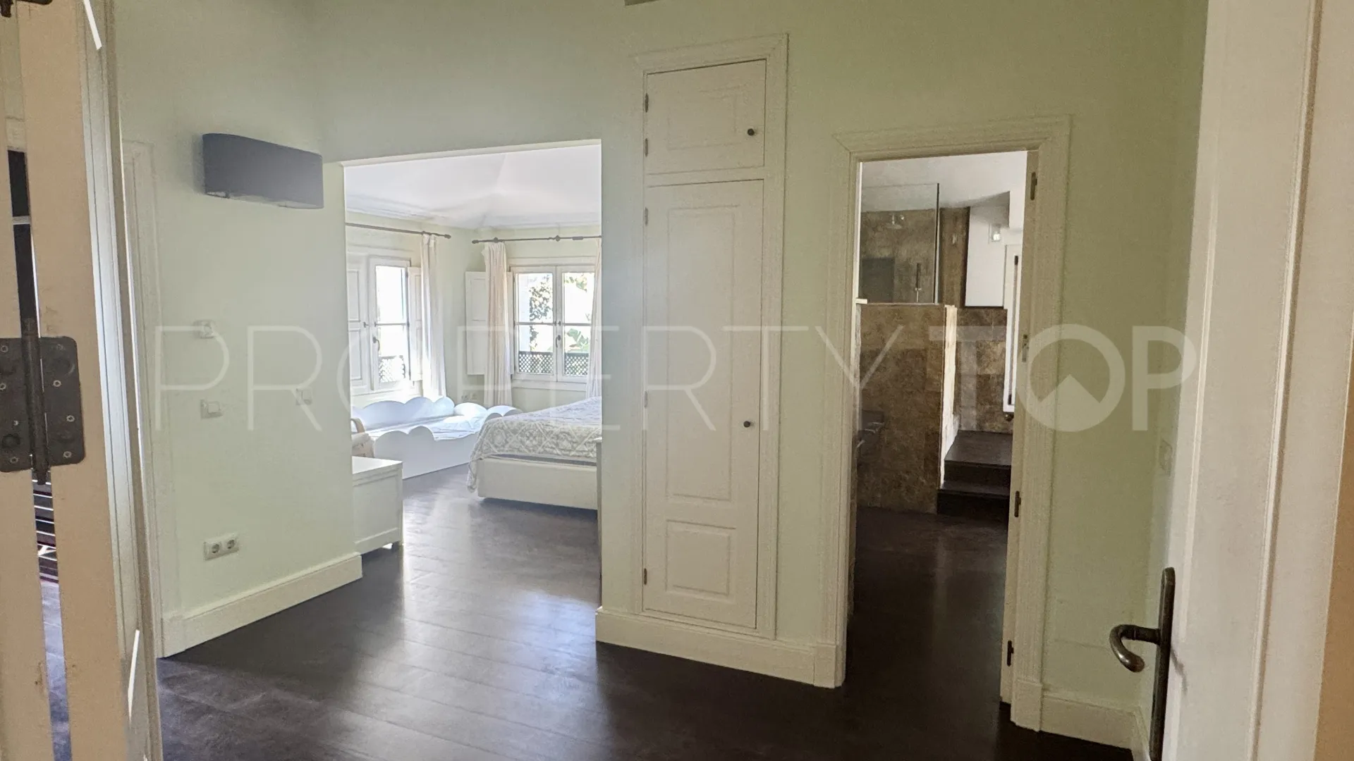 Sotogrande Alto, villa en venta con 6 dormitorios