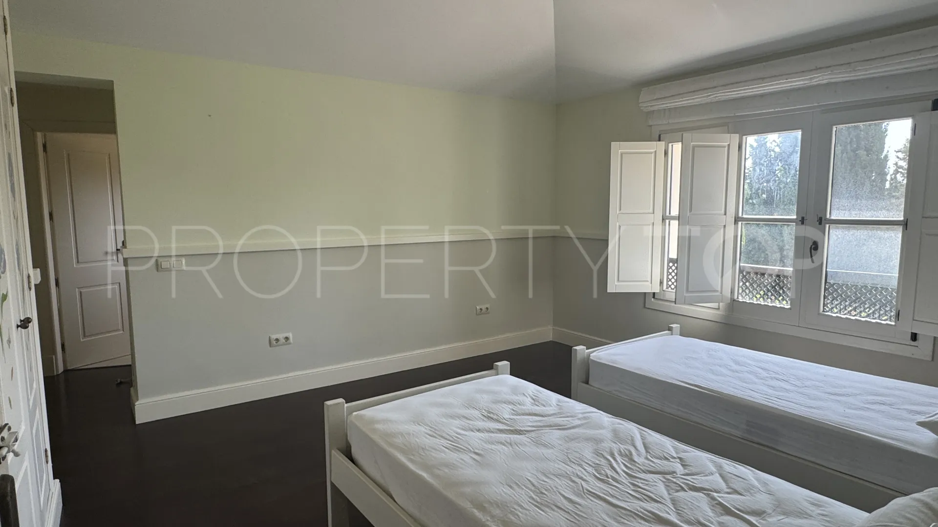 Sotogrande Alto, villa en venta con 6 dormitorios