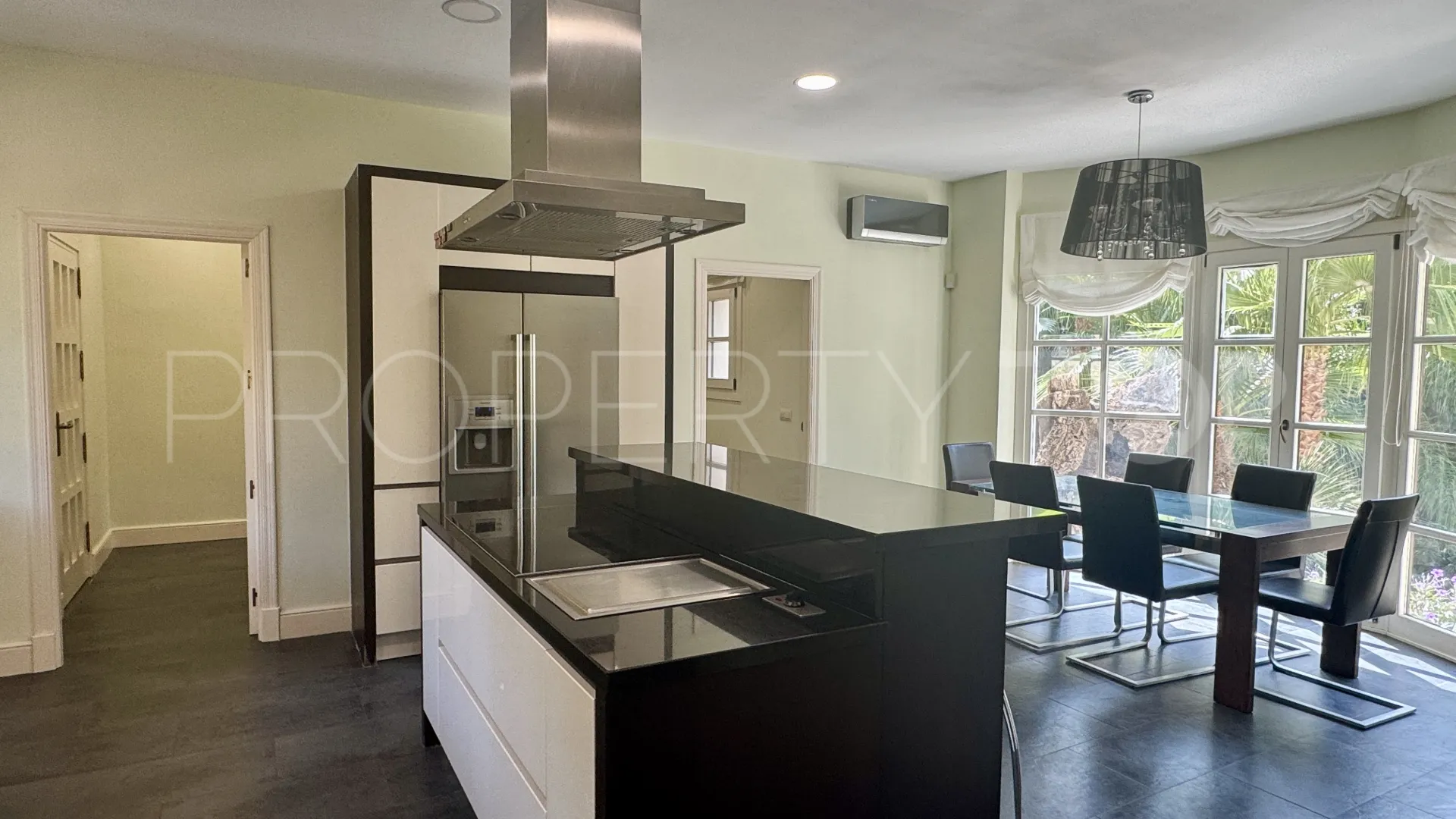 Sotogrande Alto, villa en venta con 6 dormitorios