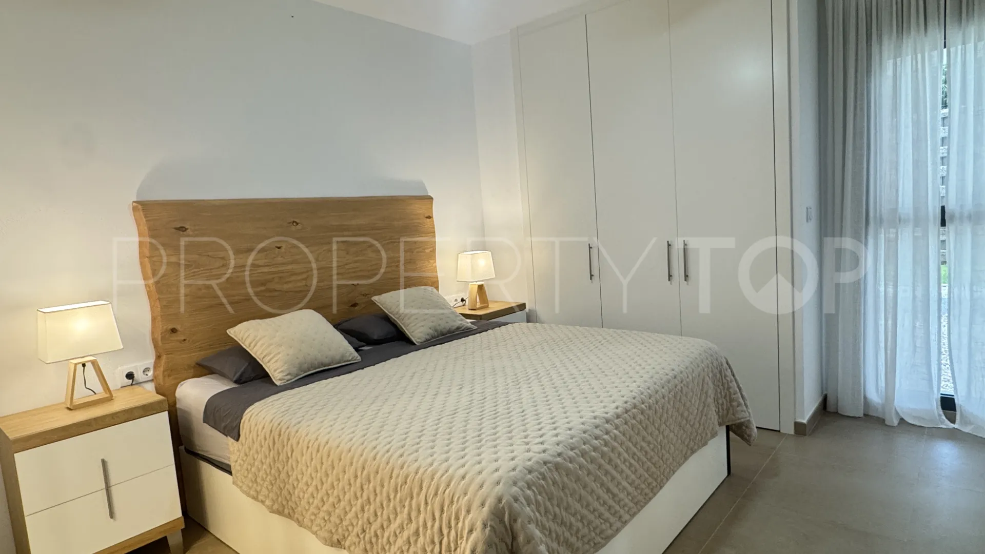 For sale La Duquesa ground floor apartment with 2 bedrooms