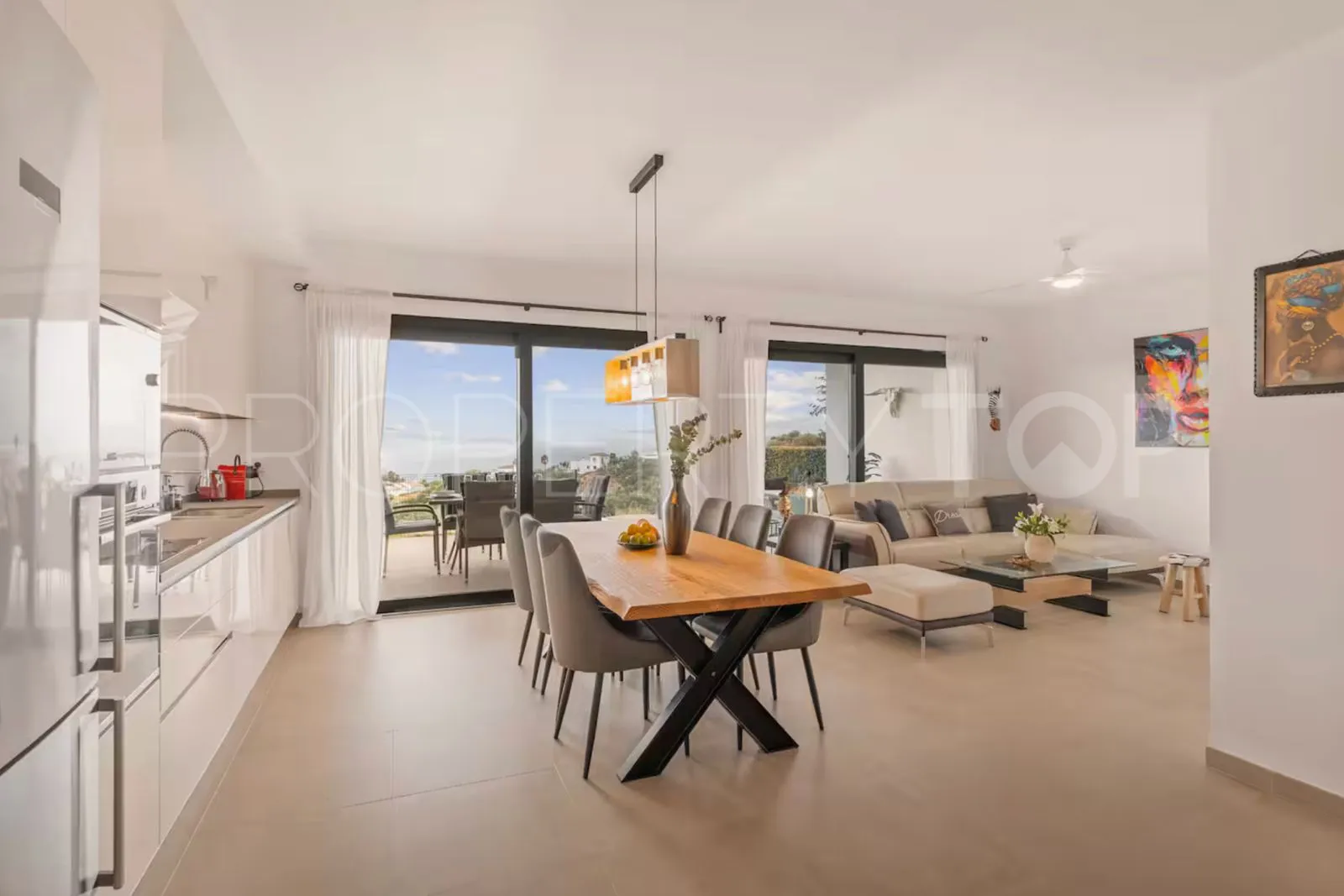 For sale Bahia de las Rocas ground floor apartment with 2 bedrooms