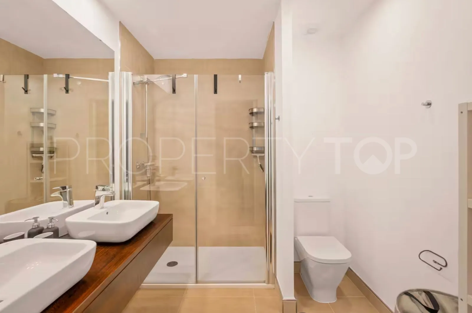 For sale Bahia de las Rocas ground floor apartment with 2 bedrooms