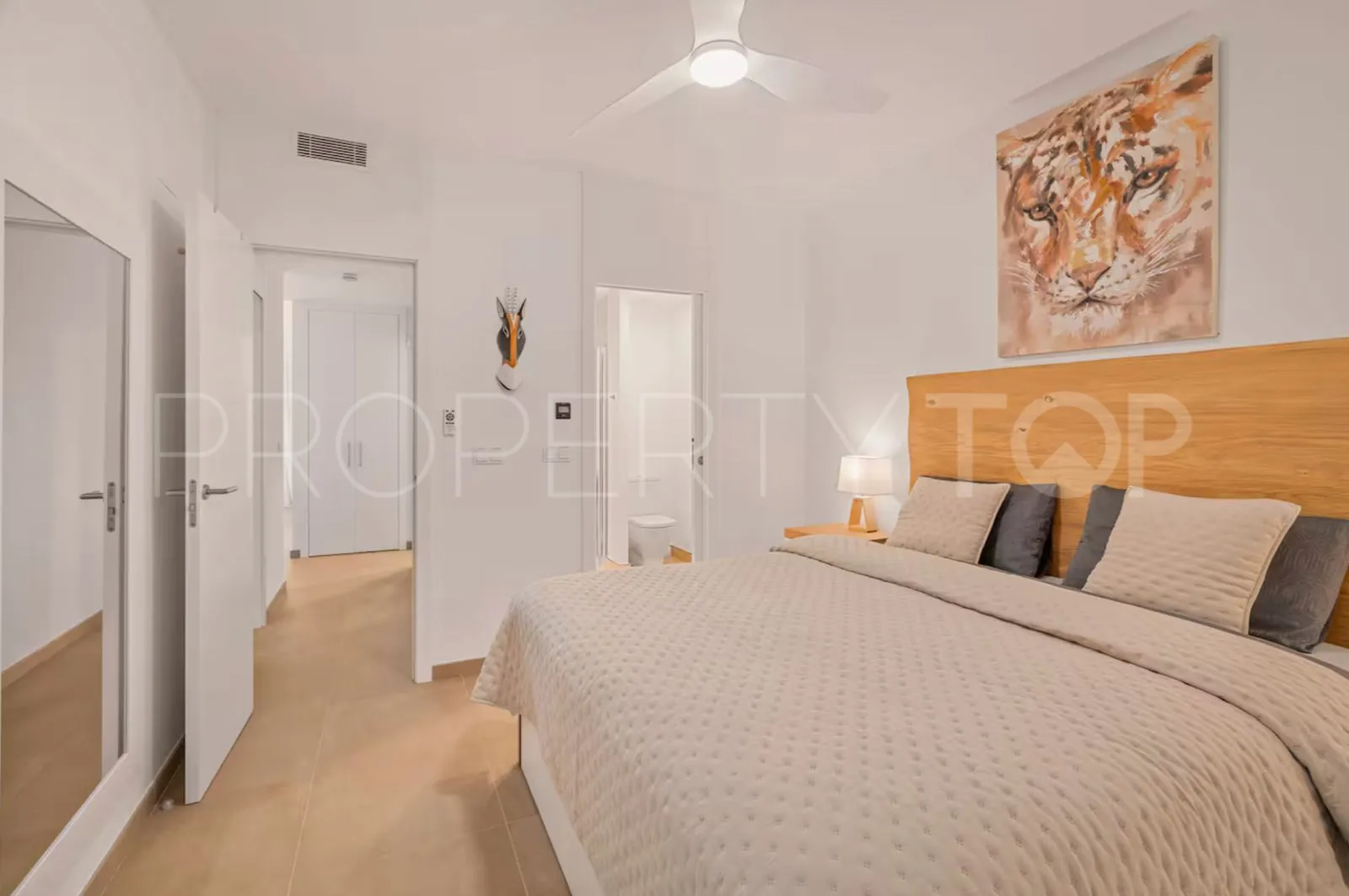 For sale Bahia de las Rocas ground floor apartment with 2 bedrooms