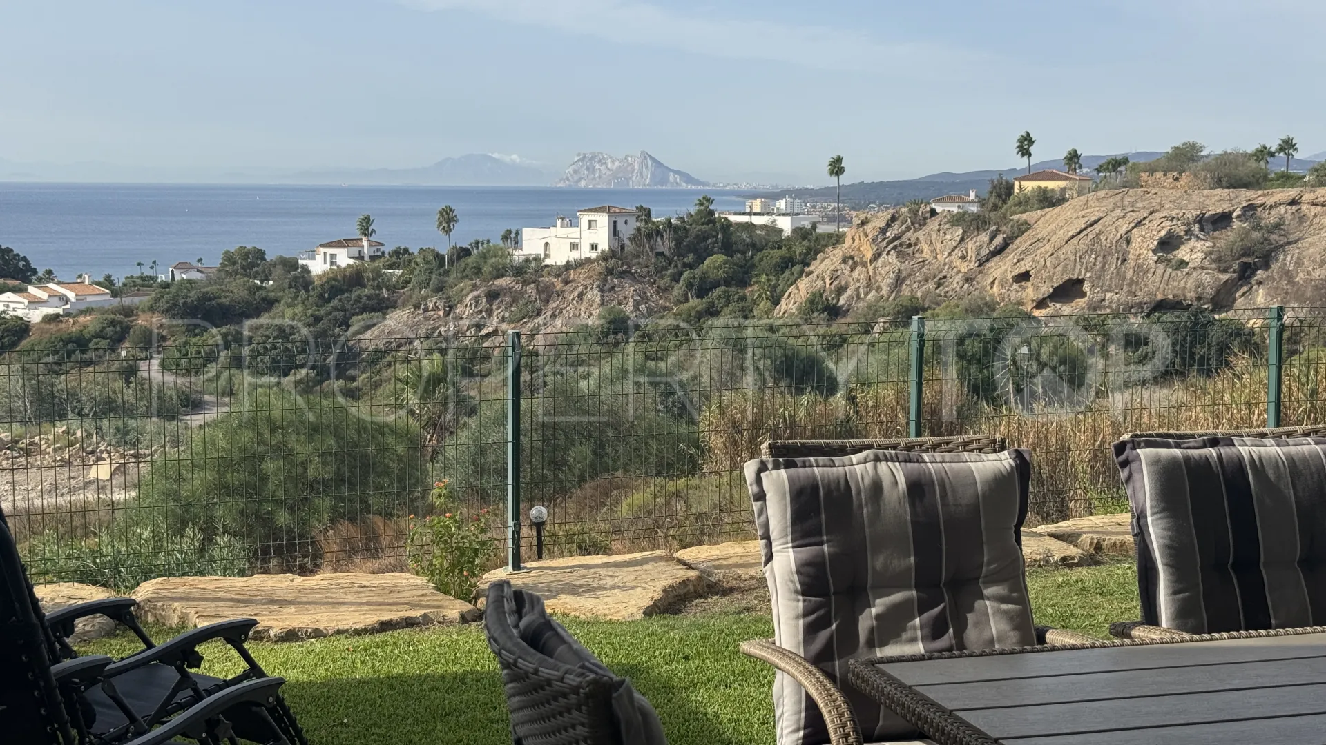 For sale La Duquesa ground floor apartment with 2 bedrooms