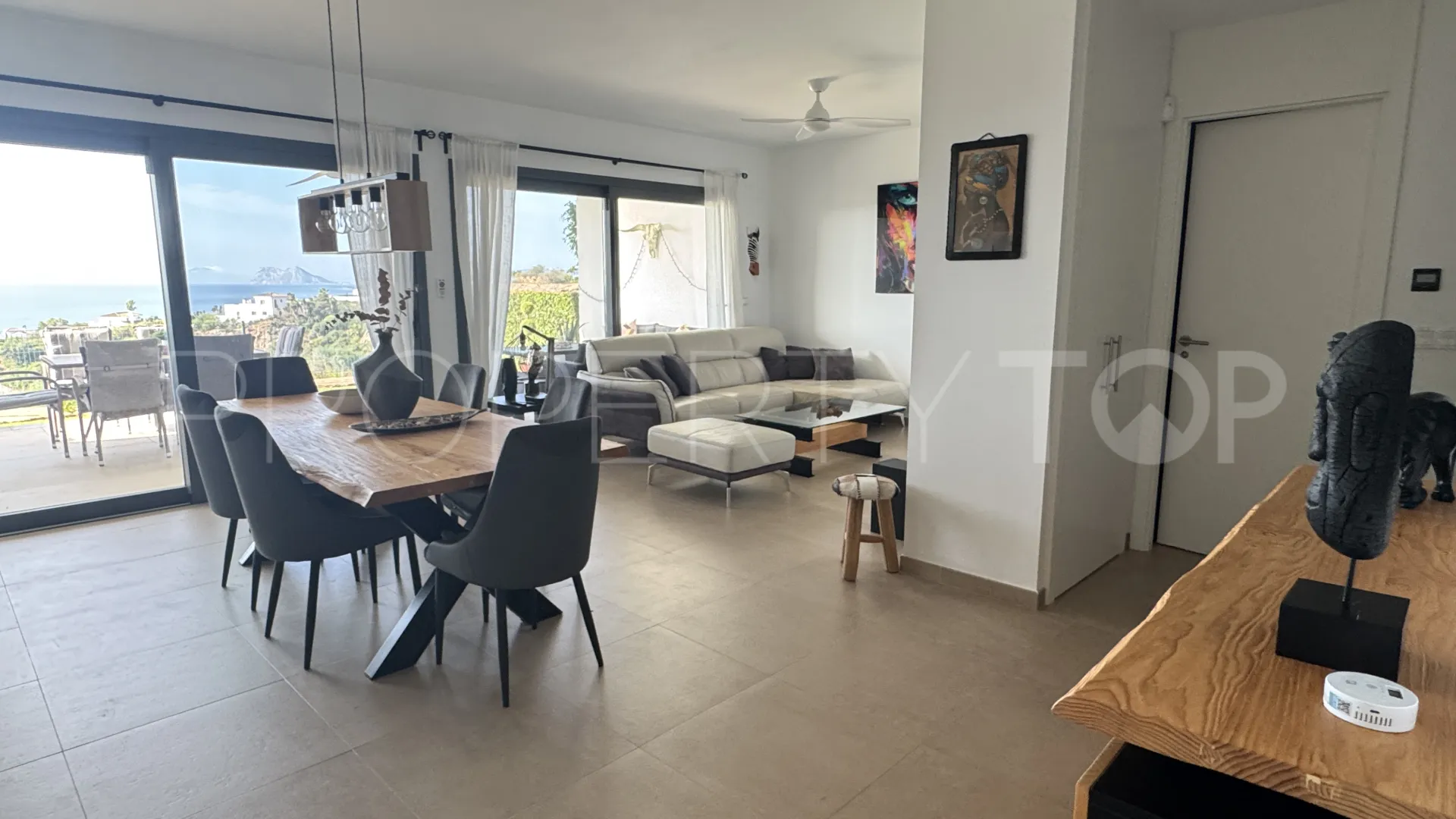 For sale La Duquesa ground floor apartment with 2 bedrooms