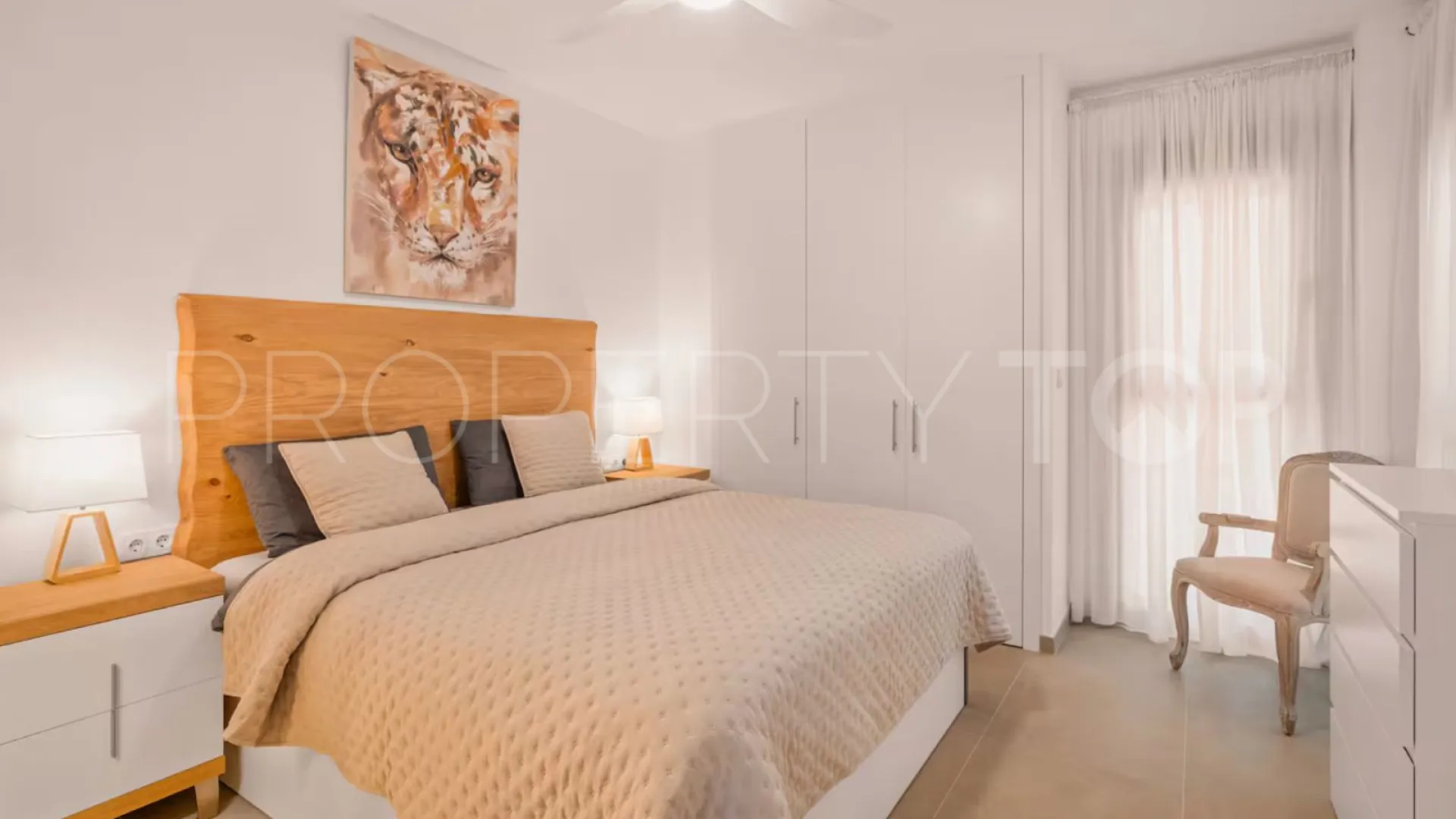 For sale Bahia de las Rocas ground floor apartment with 2 bedrooms