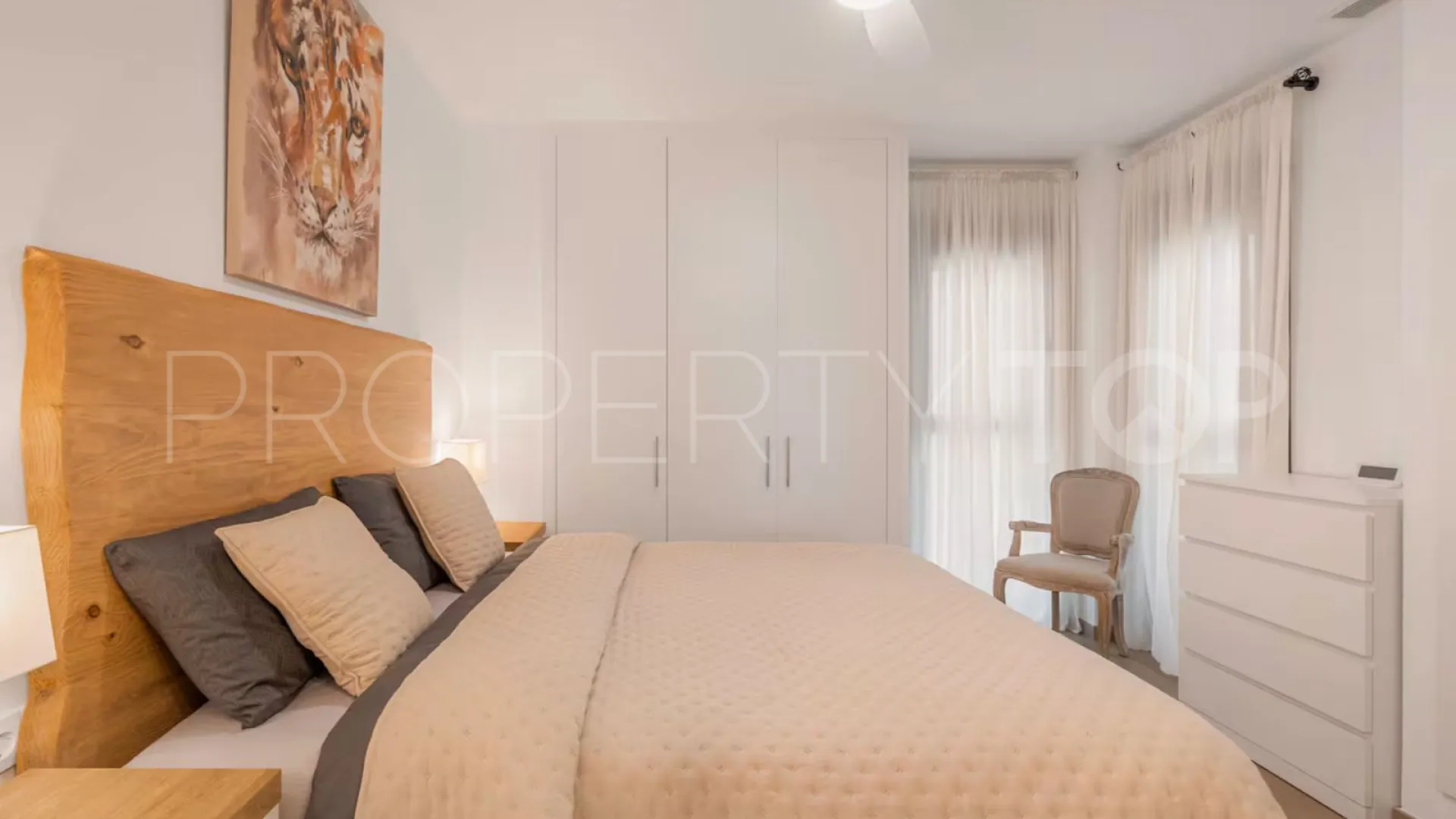 For sale Bahia de las Rocas ground floor apartment with 2 bedrooms