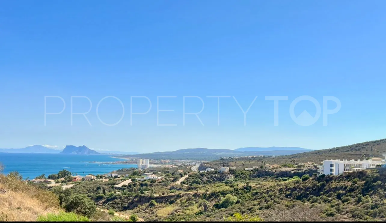 Se vende apartamento planta baja en Bahia de las Rocas de 2 dormitorios