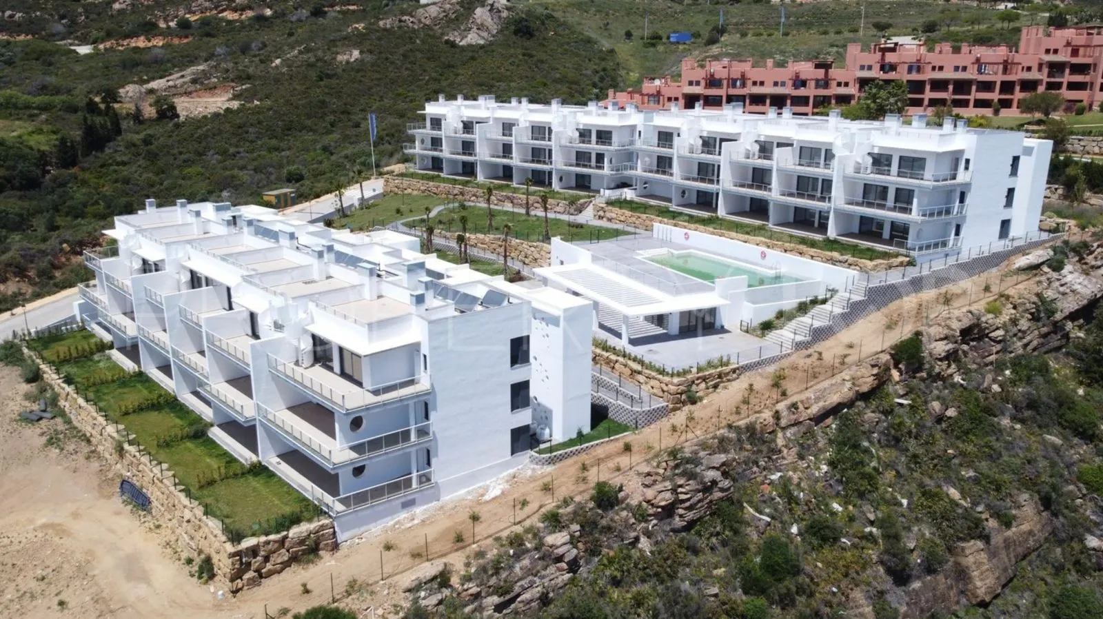 For sale Bahia de las Rocas ground floor apartment with 2 bedrooms