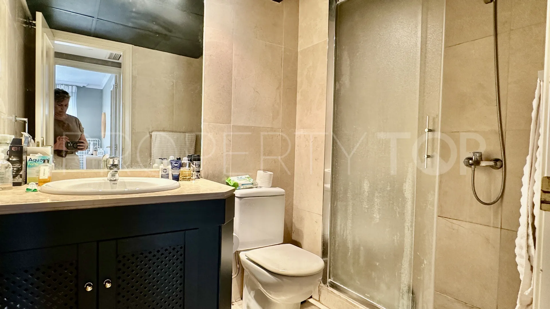 For sale 3 bedrooms ground floor apartment in Isla Carey