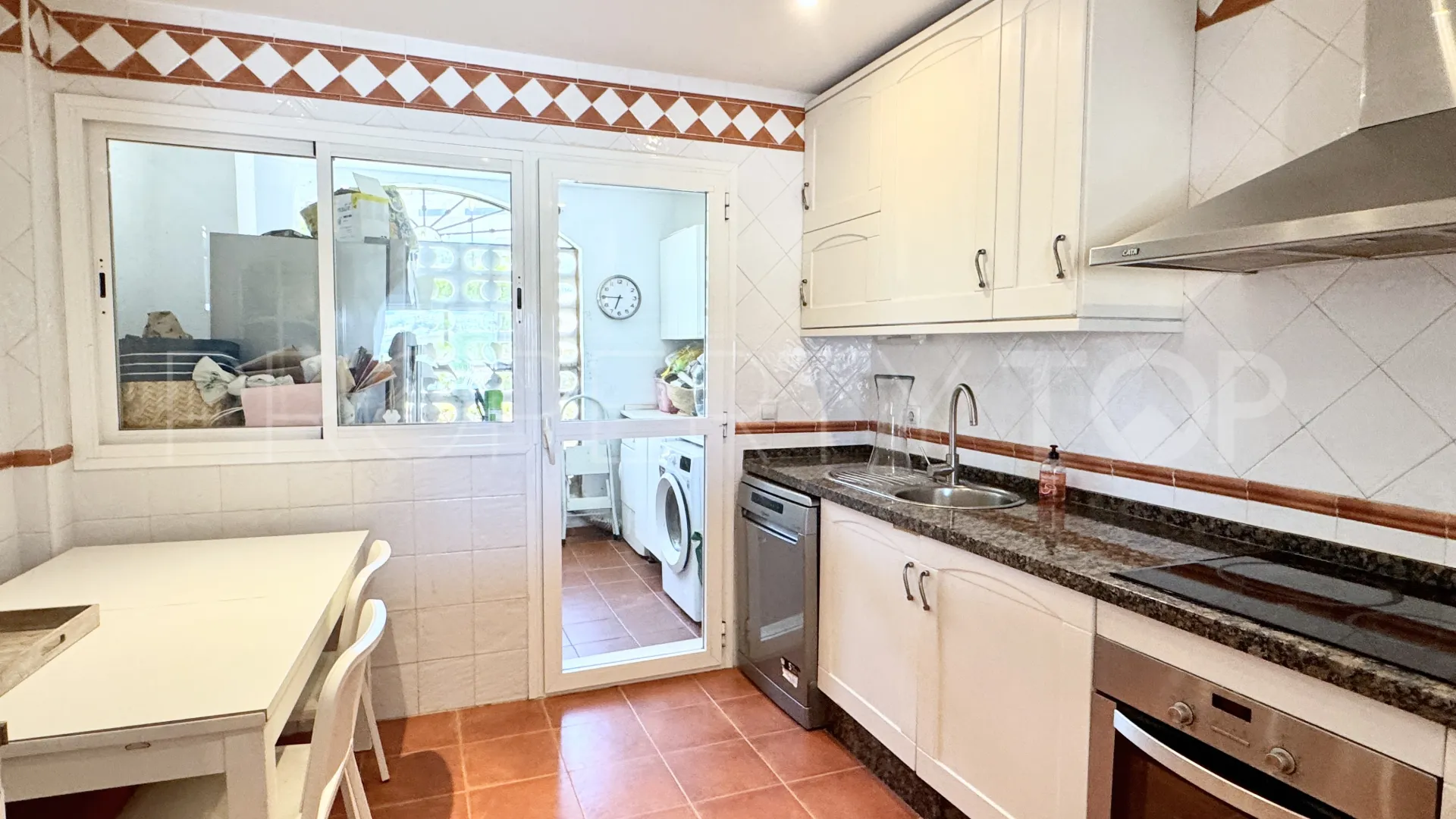For sale town house in Manilva