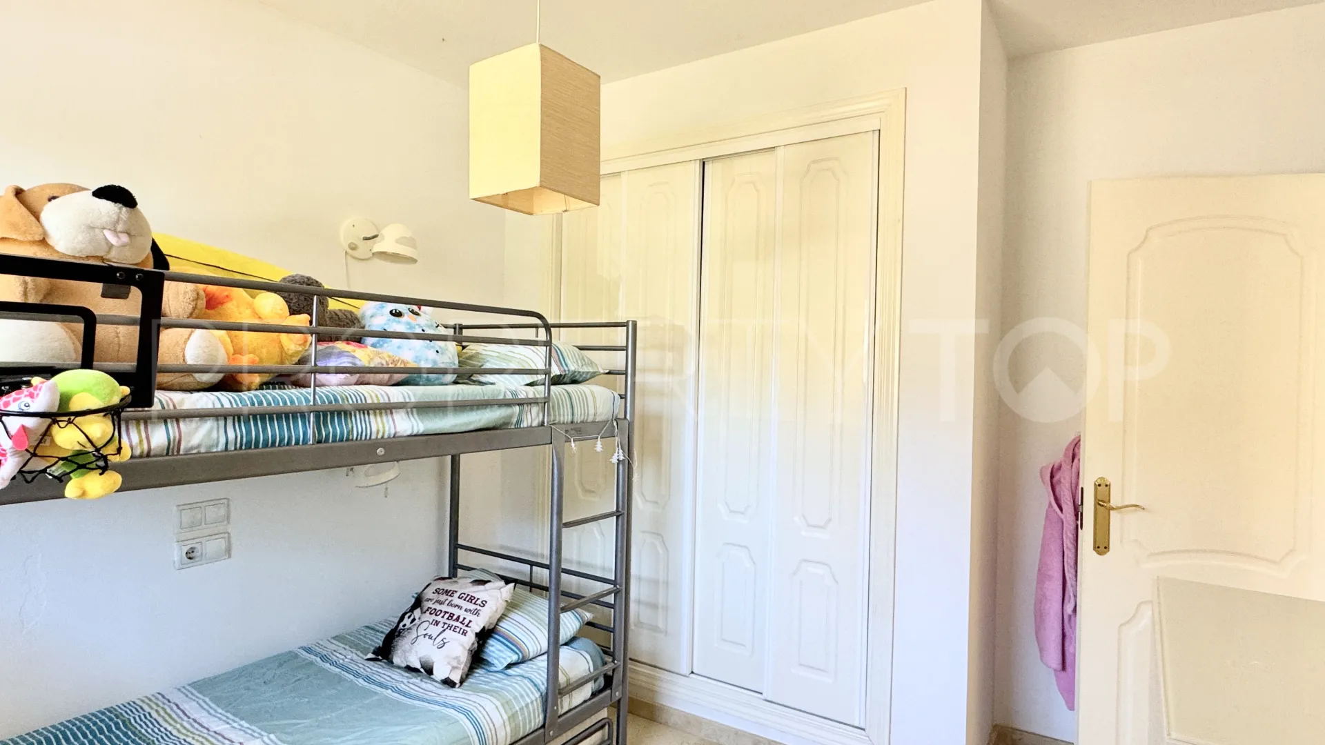 For sale town house in Manilva