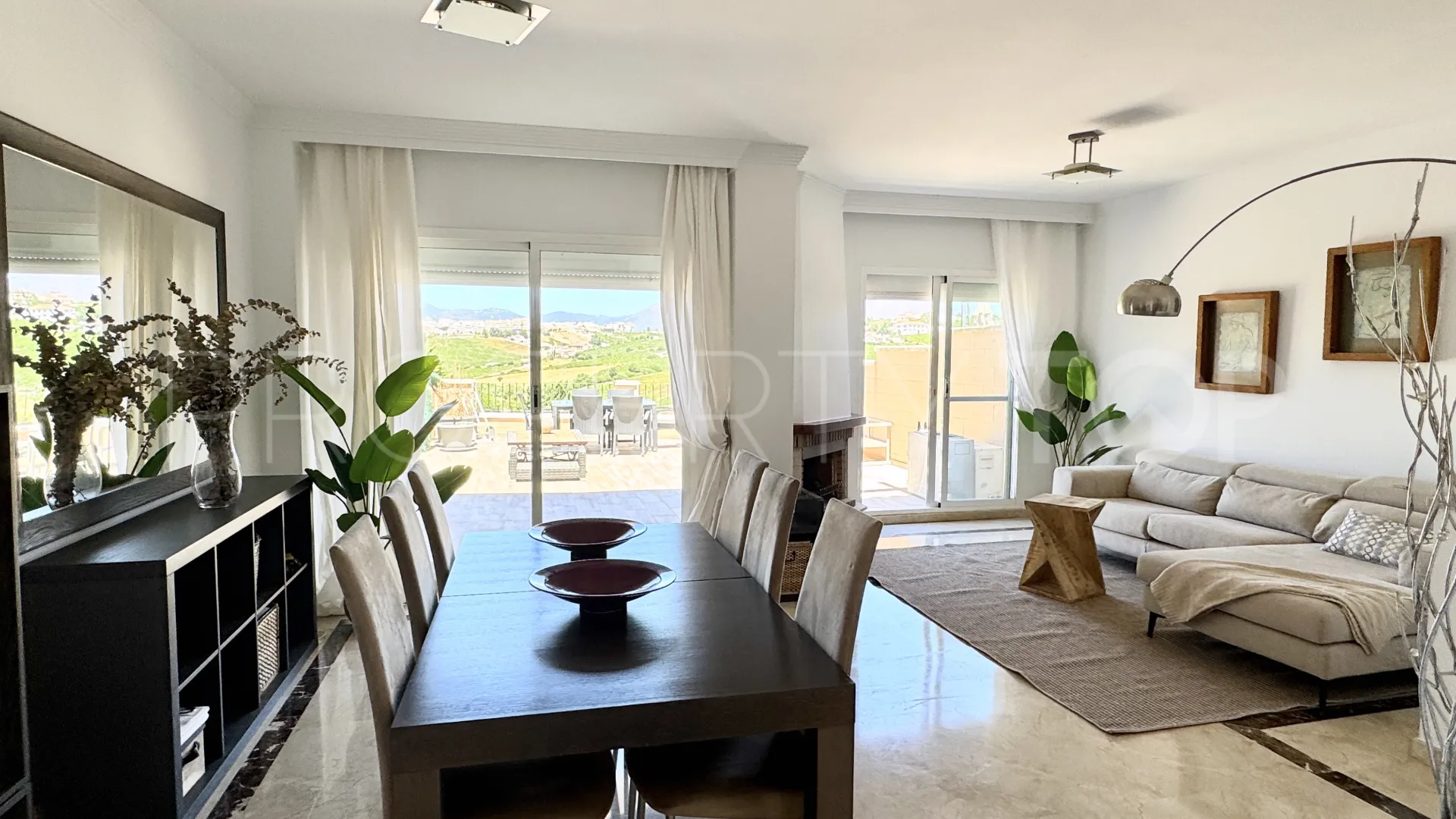 For sale town house in Manilva