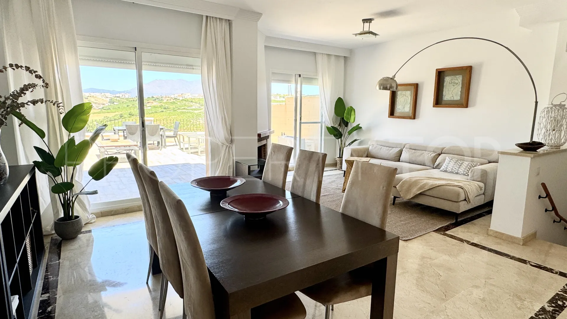 For sale town house in Manilva