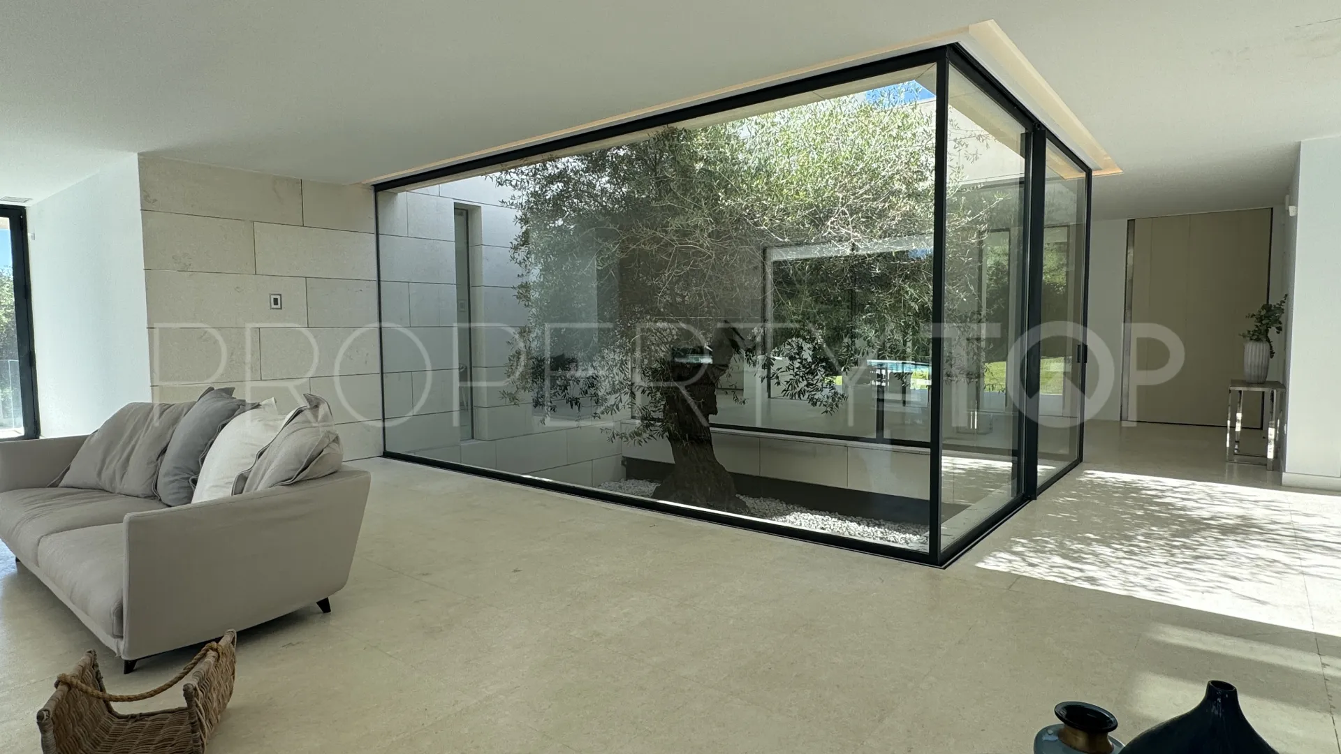 Villa with 6 bedrooms for sale in Sotogrande Alto