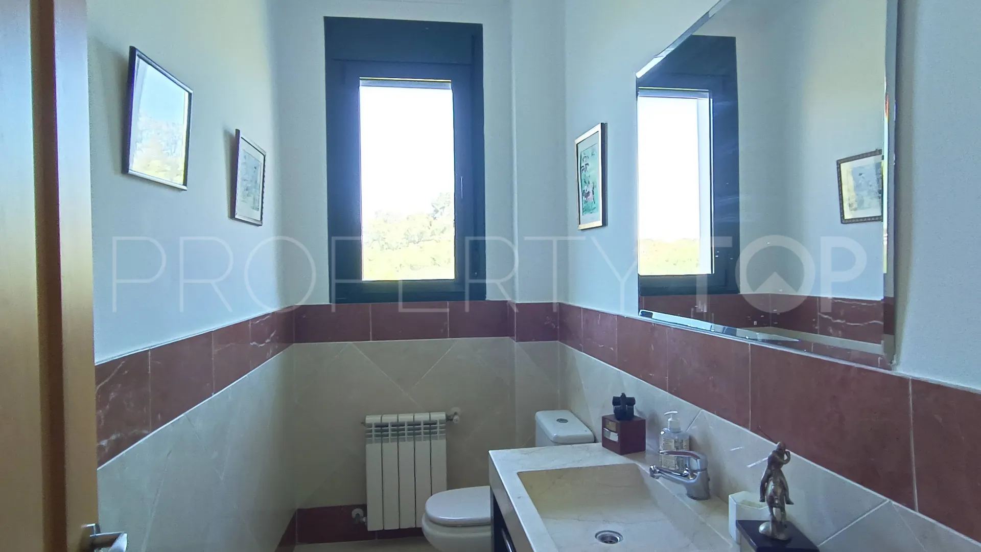 For sale villa in Zona F