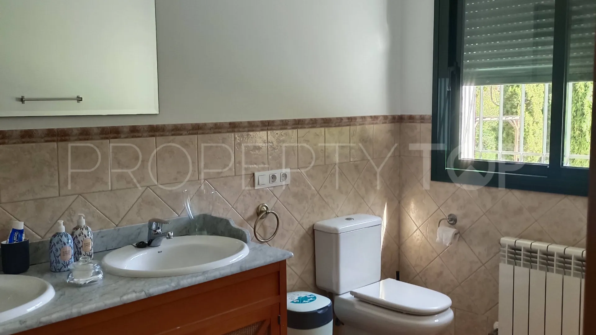 For sale villa in Zona F