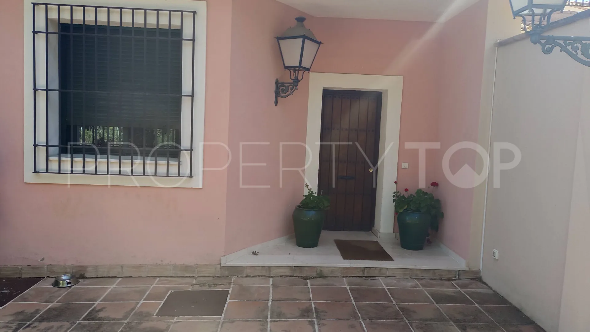 For sale villa in Zona F