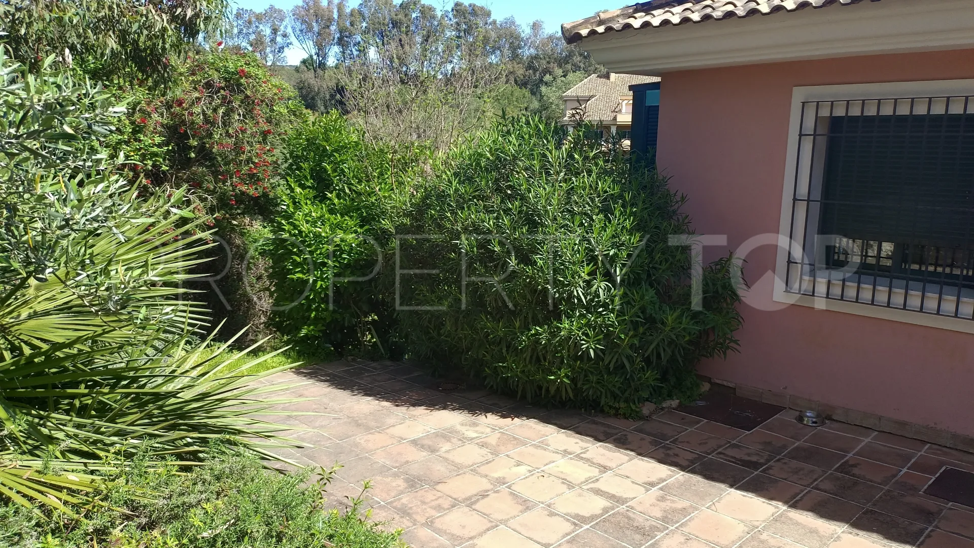 For sale villa in Zona F