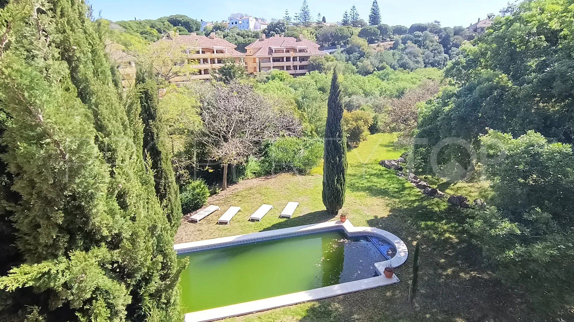 For sale villa in Zona F