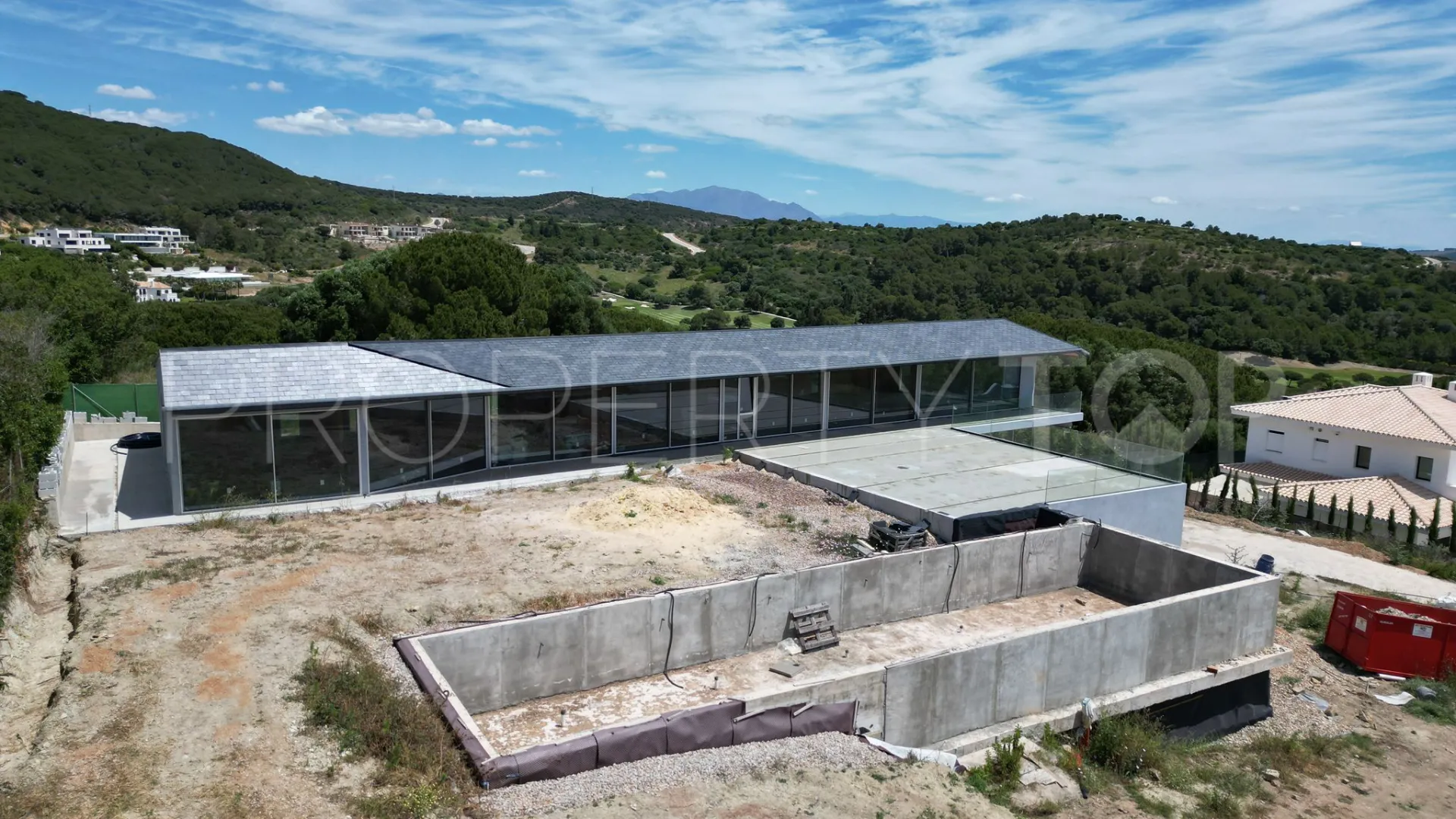 Villa for sale in La Reserva with 5 bedrooms