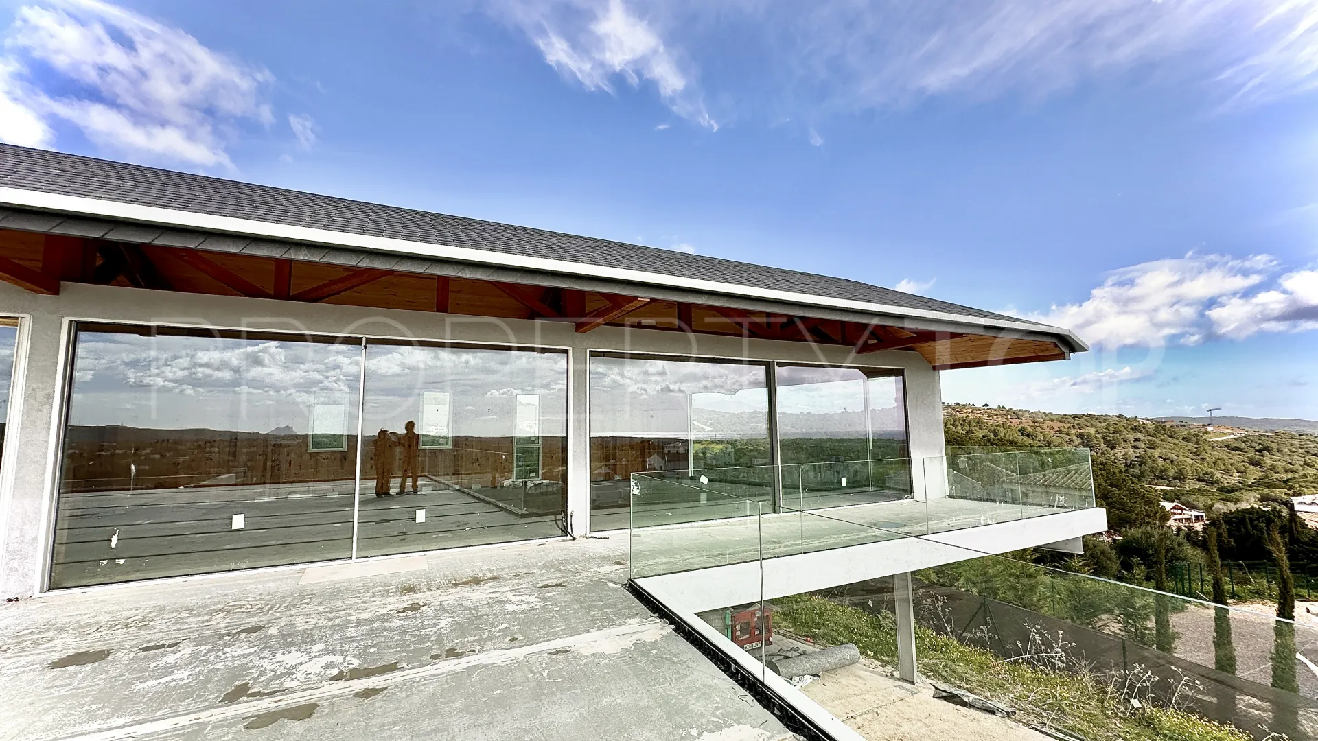 Villa for sale in La Reserva with 5 bedrooms