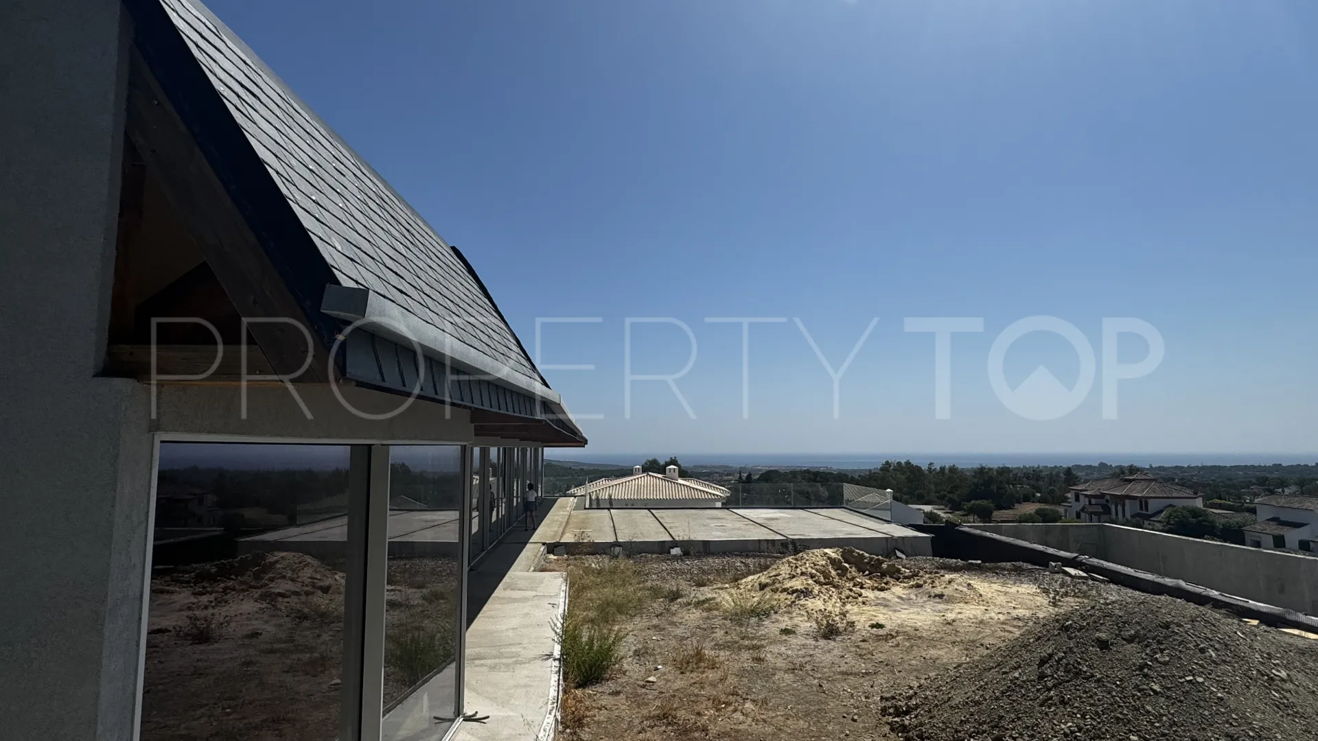Villa for sale in La Reserva with 5 bedrooms