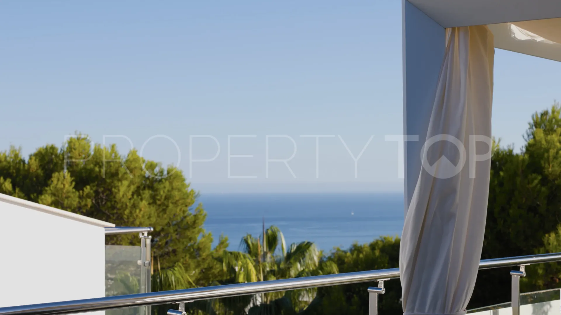 Villa pareada a la venta en Sierra Blanca de 3 dormitorios