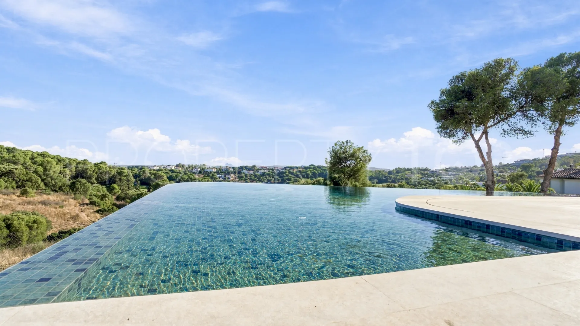 Villa a la venta en Zona M