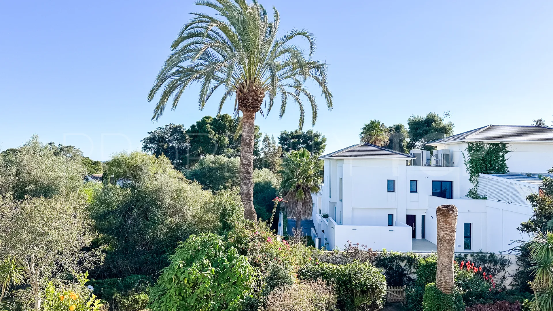 Jardines de Sotogrande, duplex con 2 dormitorios a la venta