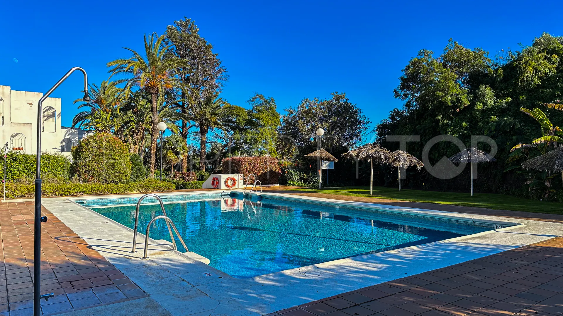 Jardines de Sotogrande, duplex con 2 dormitorios a la venta