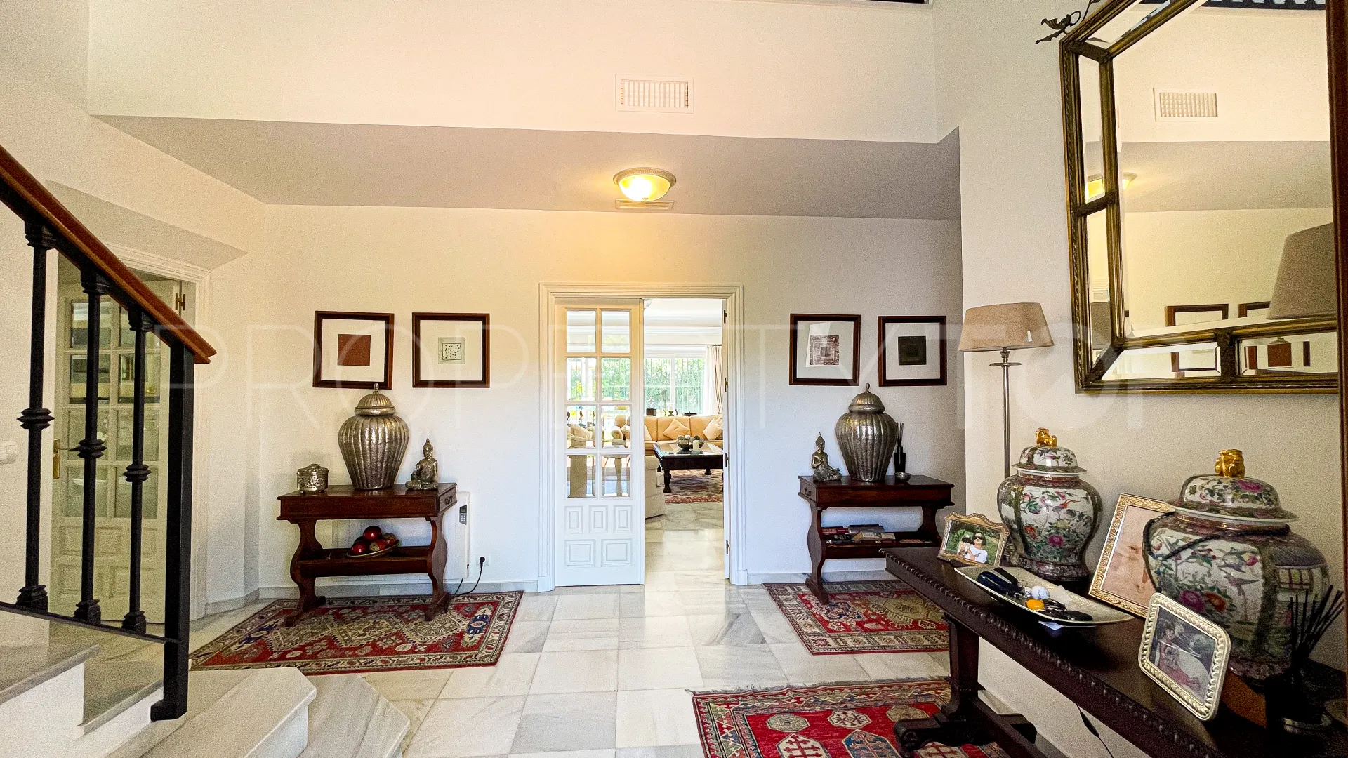 Villa for sale in Zona E