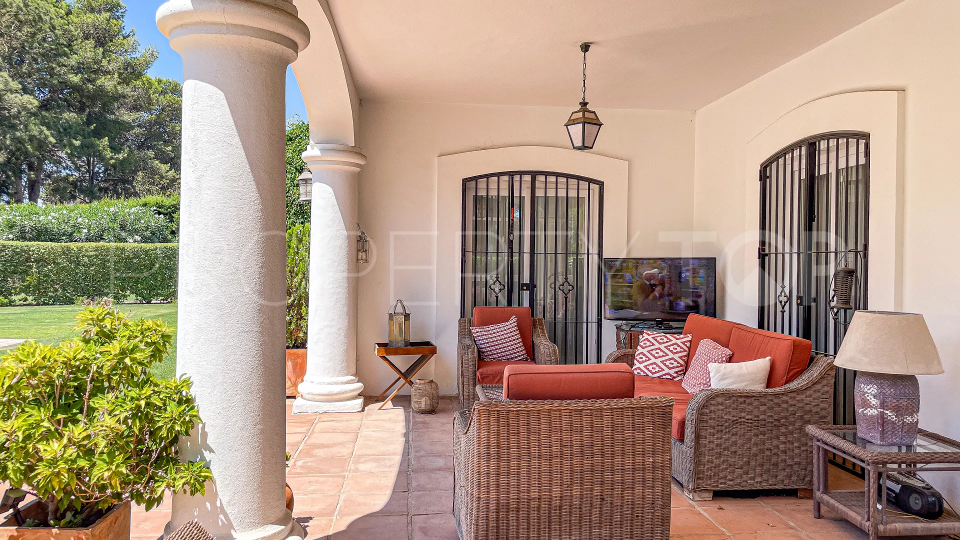 Villa for sale in Zona E