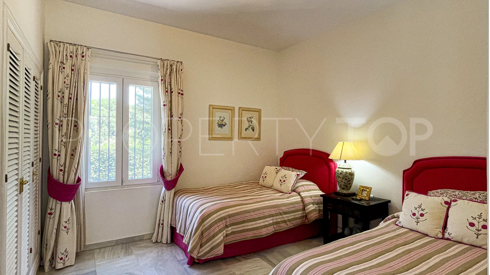 Villa for sale in Zona E