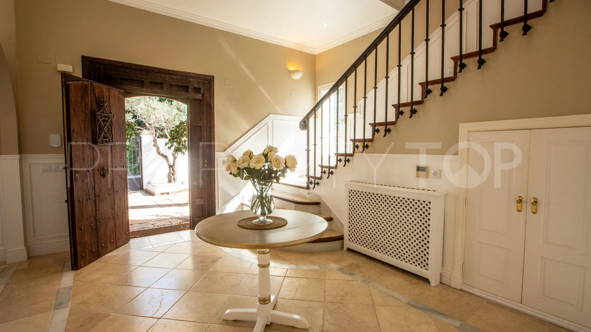 Villa en venta en Zona B de 7 dormitorios