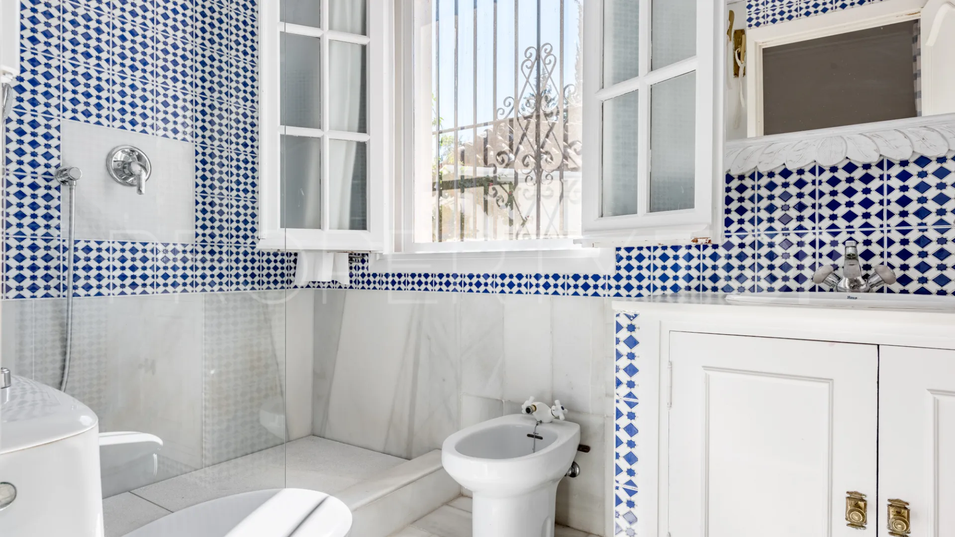 Sotogrande Alto Central 5 bedrooms villa for sale