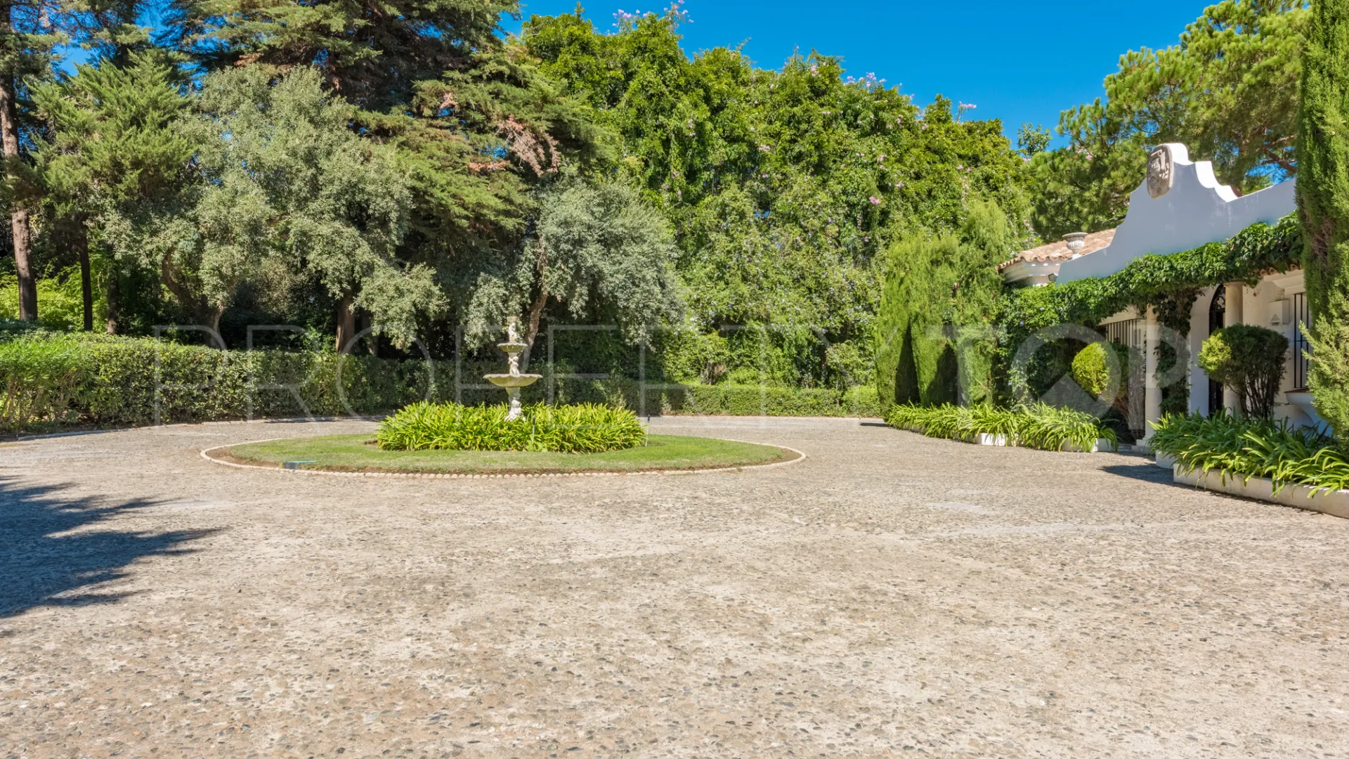 Sotogrande Alto Central 5 bedrooms villa for sale