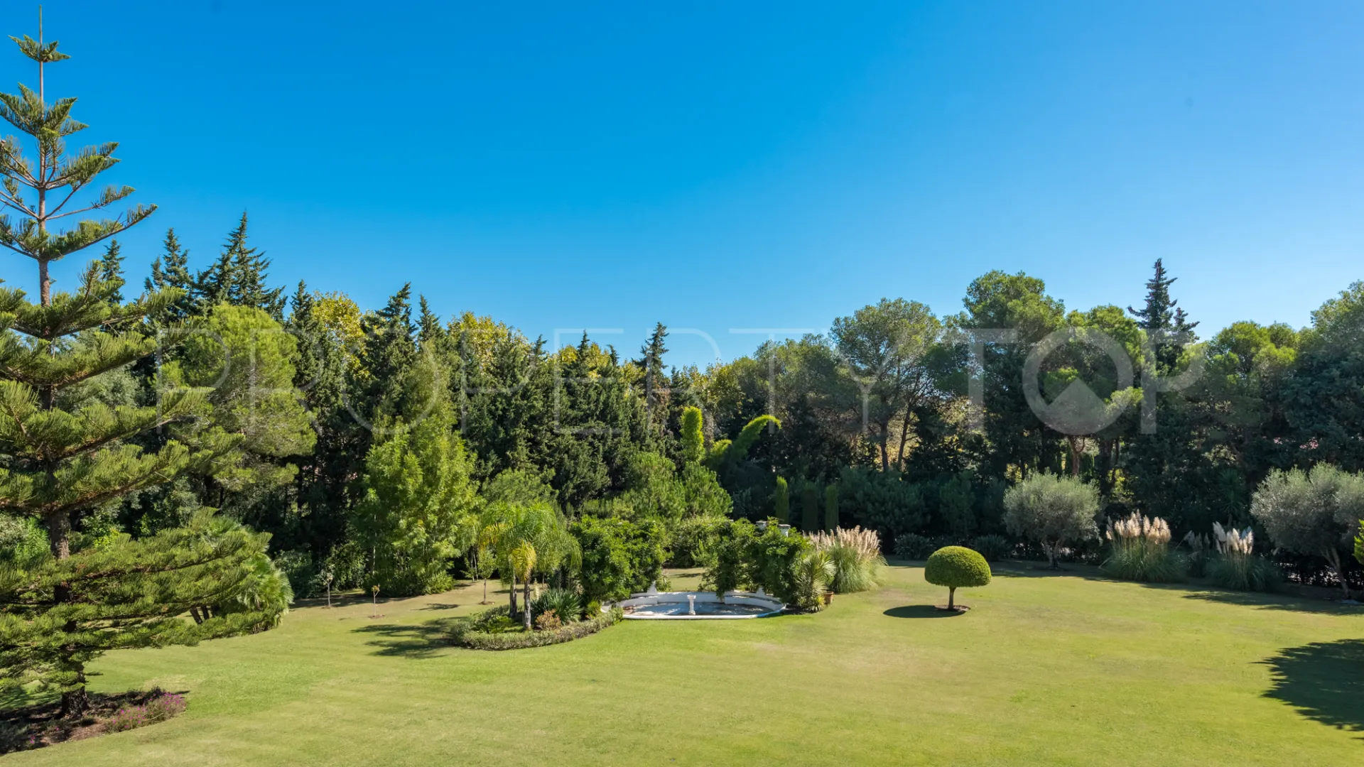 Sotogrande Alto Central 5 bedrooms villa for sale
