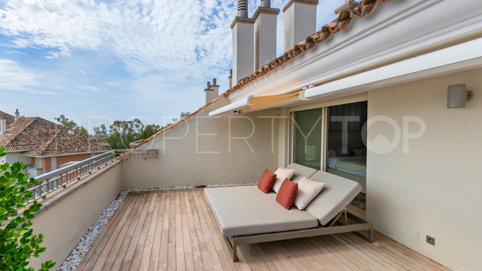 La Trinidad 3 bedrooms duplex penthouse for sale